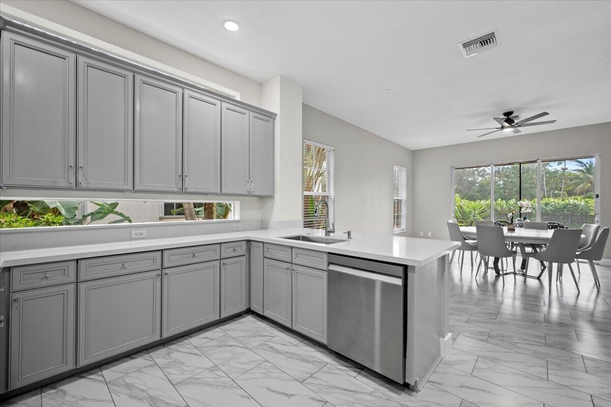 2020 Graden Drive, Palm Beach Gardens, FL 33410 15