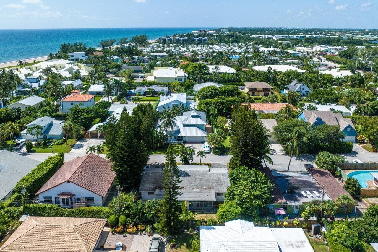13 Sailfish Lane, Ocean Ridge, FL 33435 18