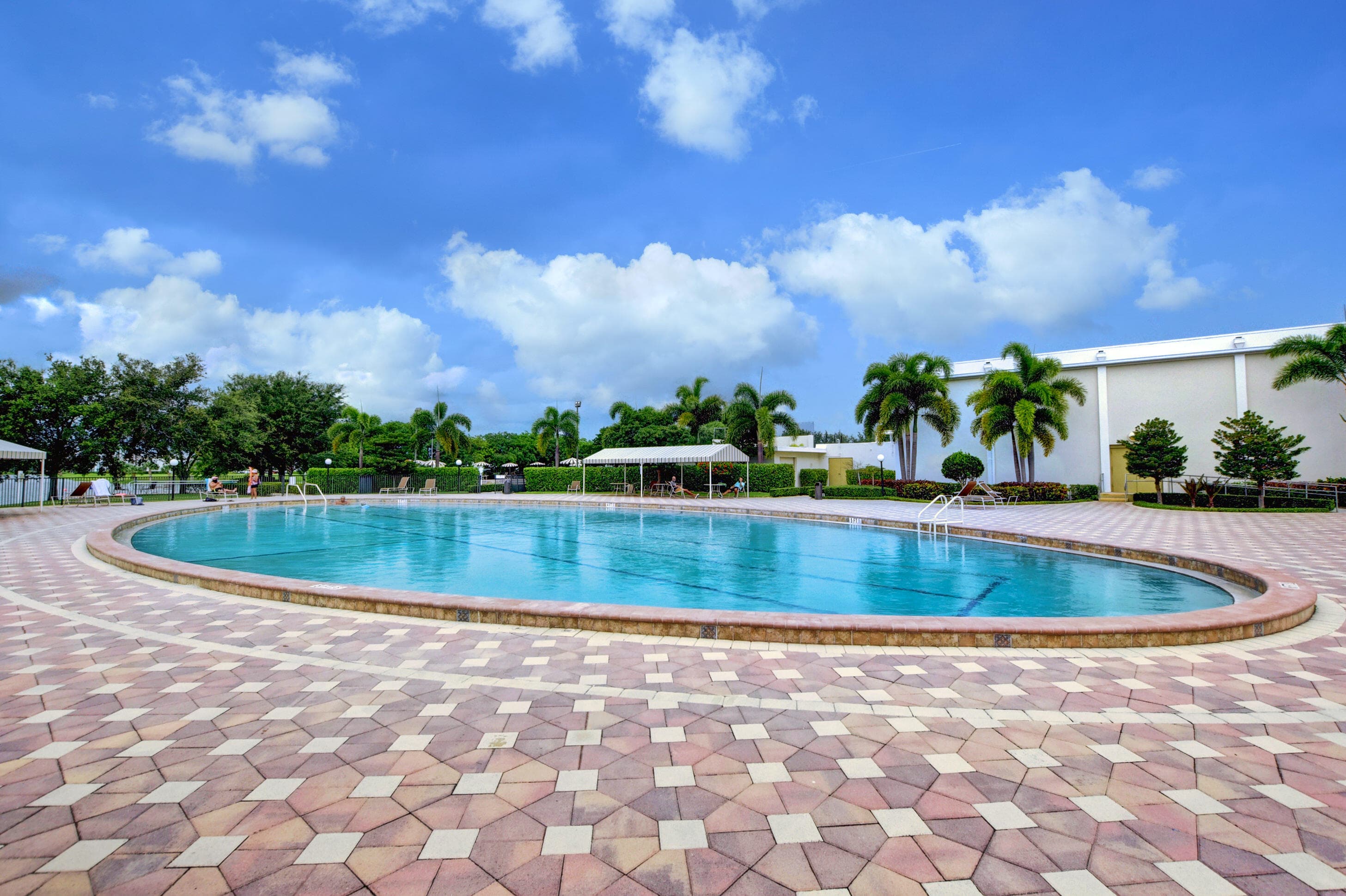 262 Sussex M, West Palm Beach, FL 33417 23