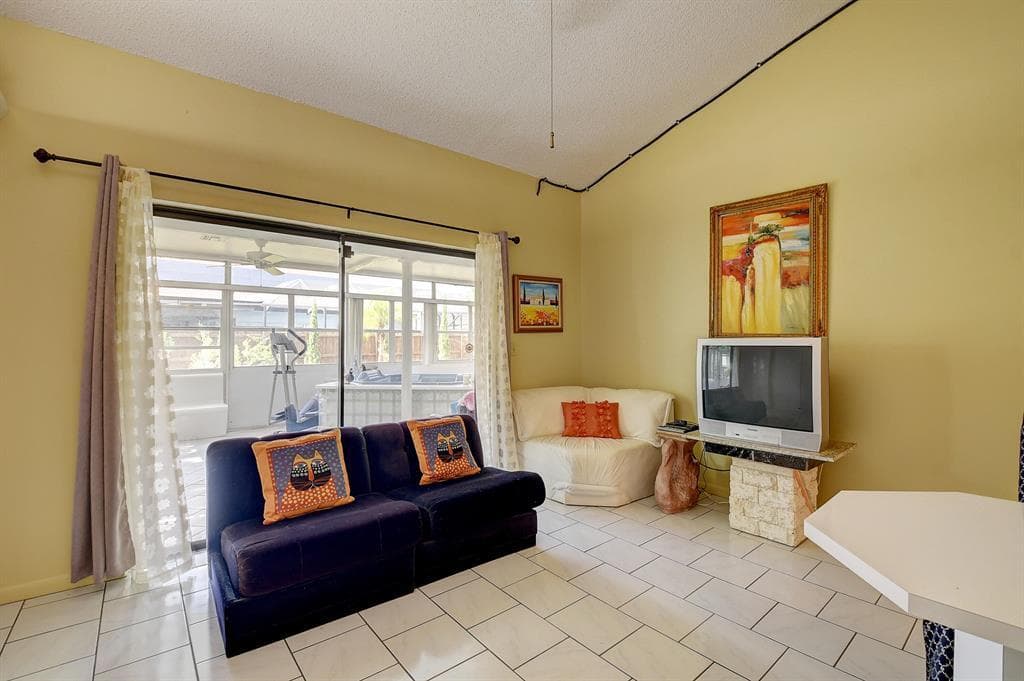 9565 El Clair Ranch Road, Boynton Beach, FL 33437 16