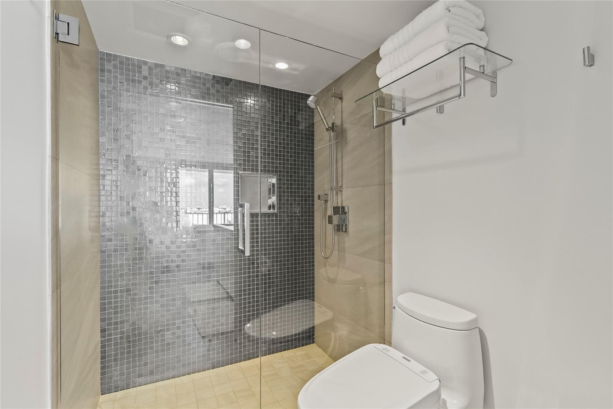 800 SE 20th Avenue 809, Deerfield Beach, FL 33441 23