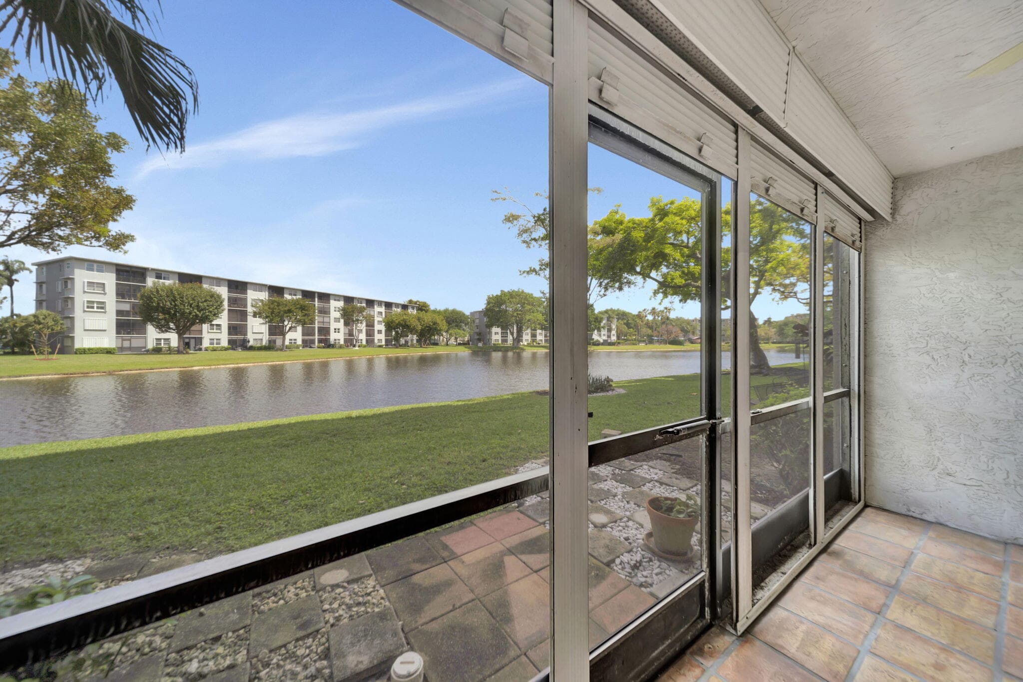 2215 Cypress Island Drive #103, Pompano Beach, FL 33069 27