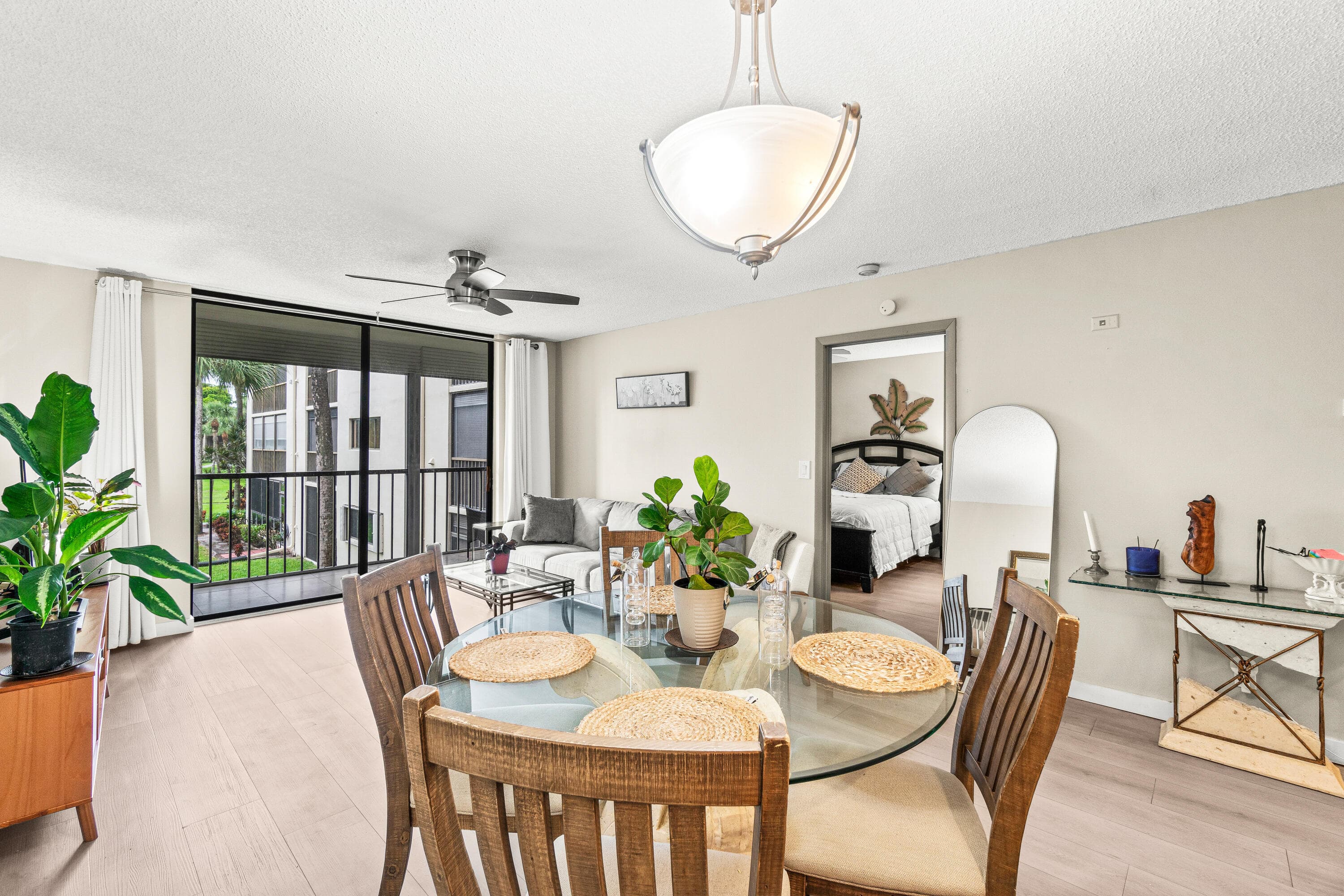5370 Las Verdes Circle 209, Delray Beach, FL 33484 16