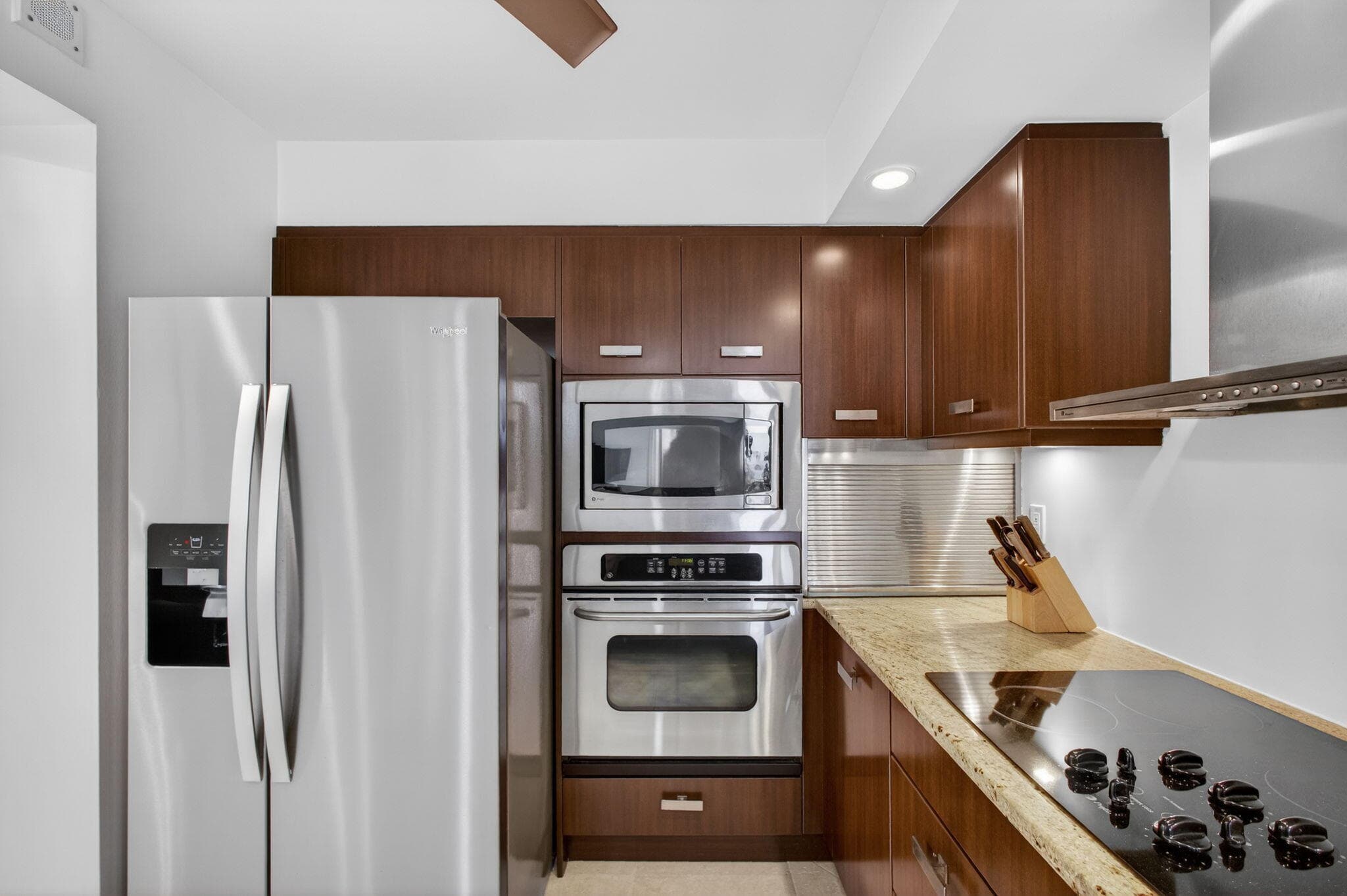 2800 N Ocean Drive B24d, Singer Island, FL 33404 3