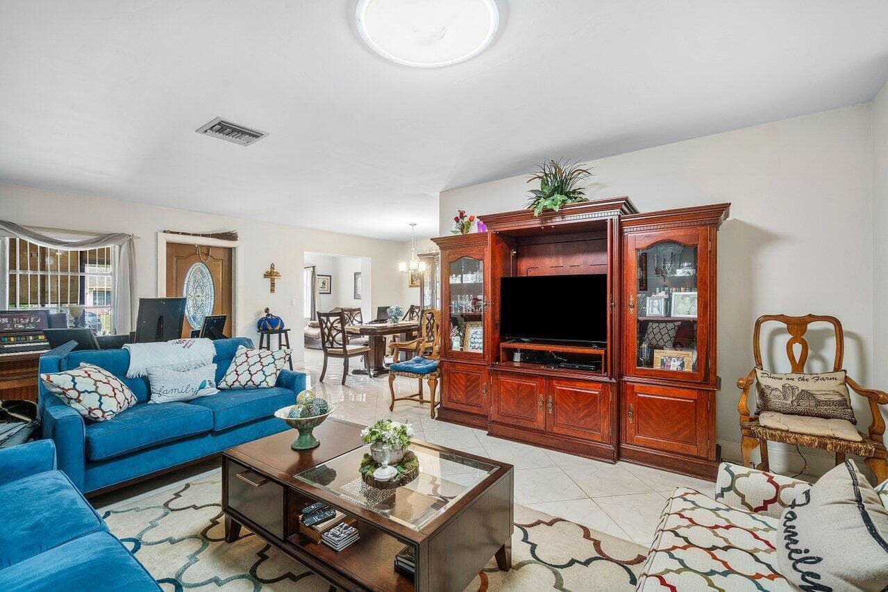 5814 Doris Court, Delray Beach, FL 33484 6