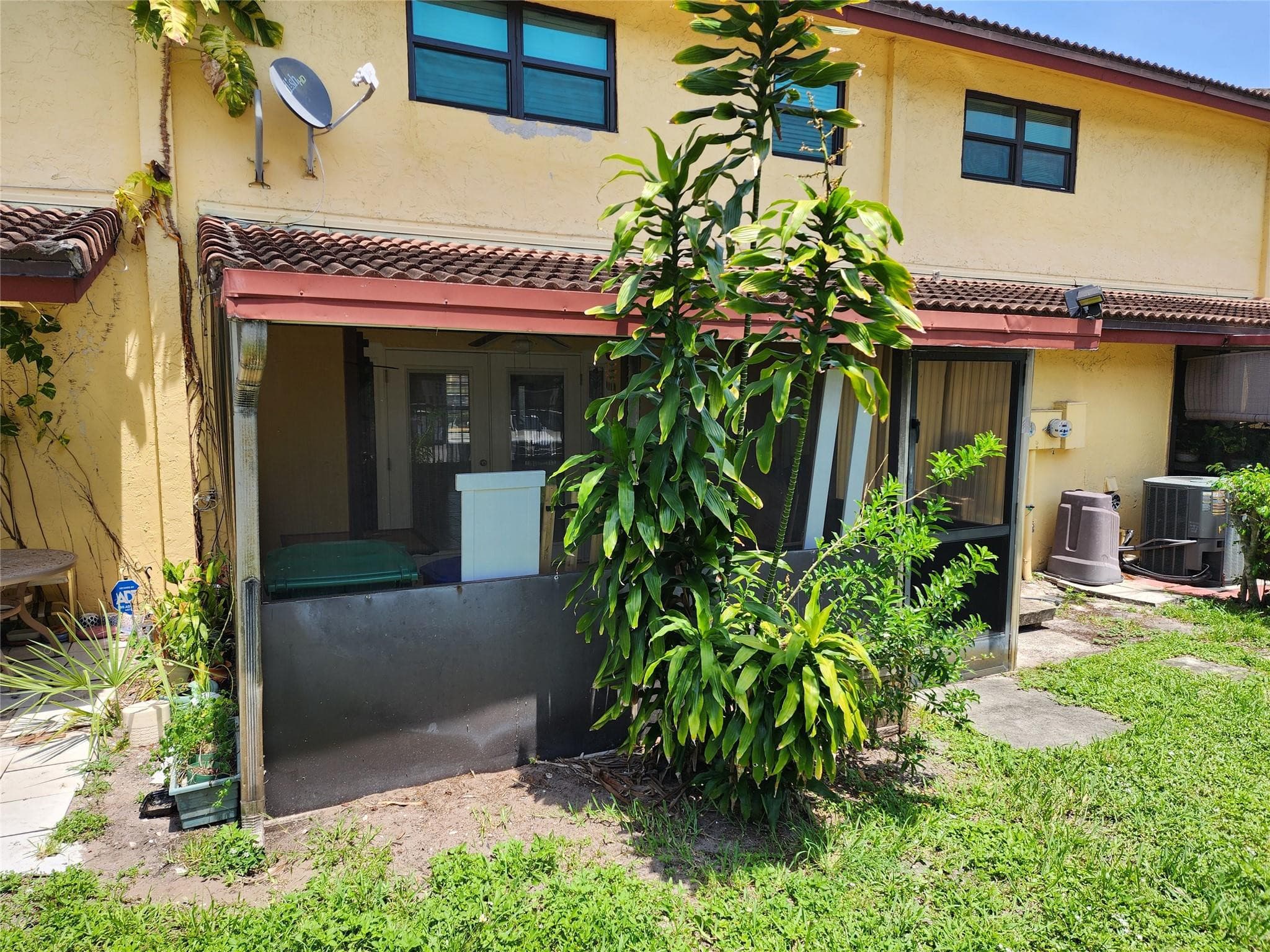 2619 NW 47th Lane, Lauderdale Lakes, FL 33313 32