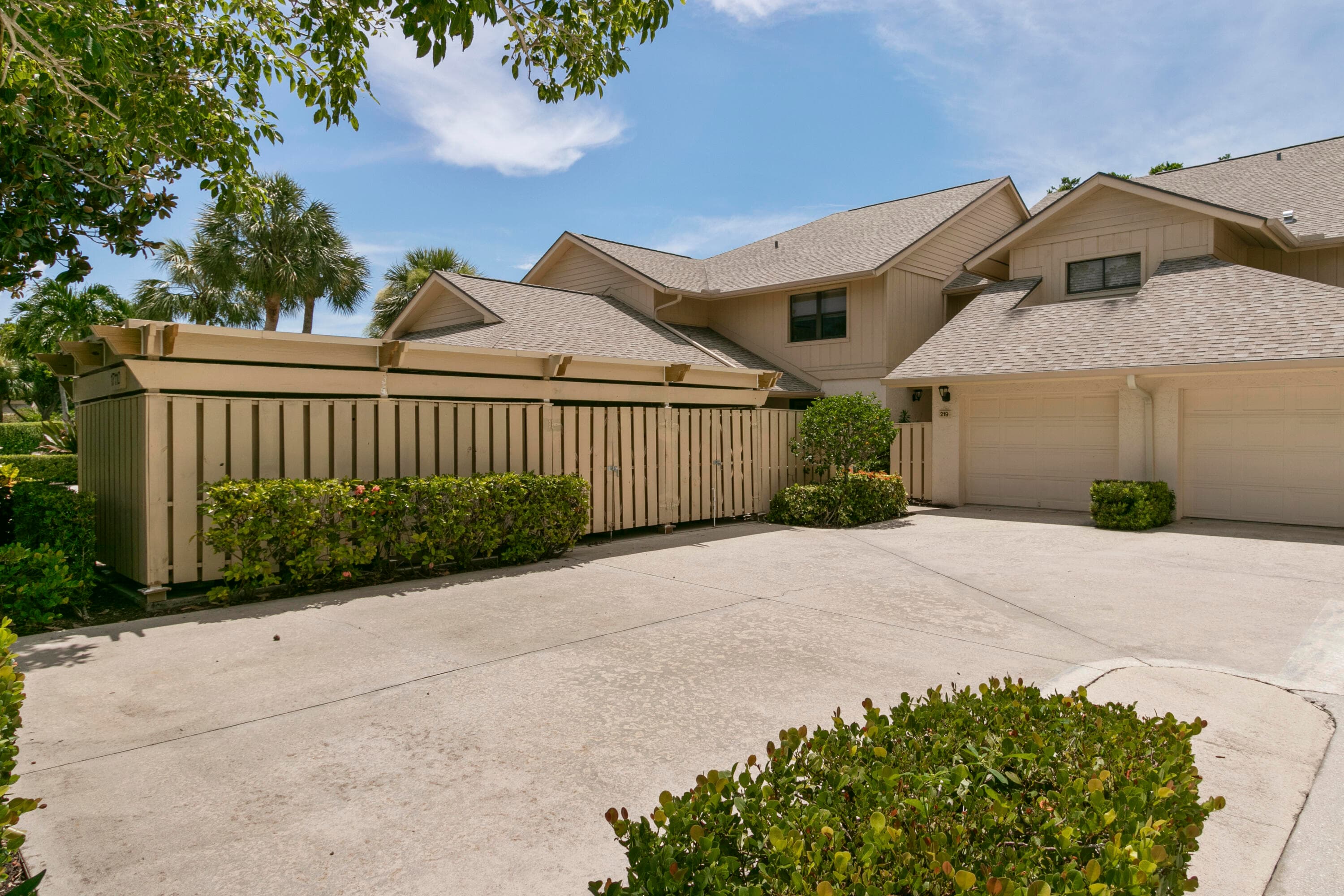 17110 Waterbend Drive 219, Jupiter, FL 33477