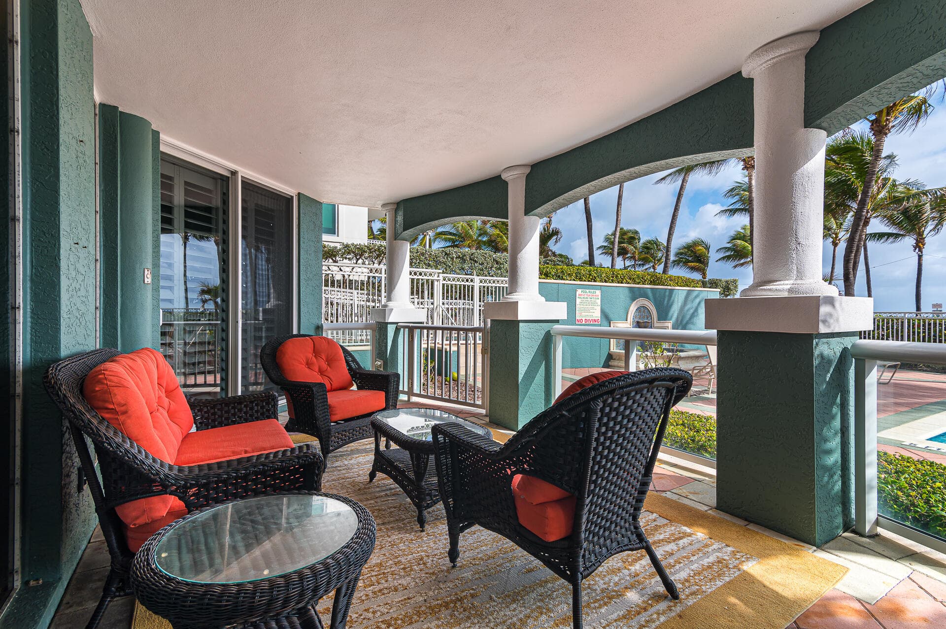 2051 SE 3rd Street 101, Deerfield Beach, FL 33441 5