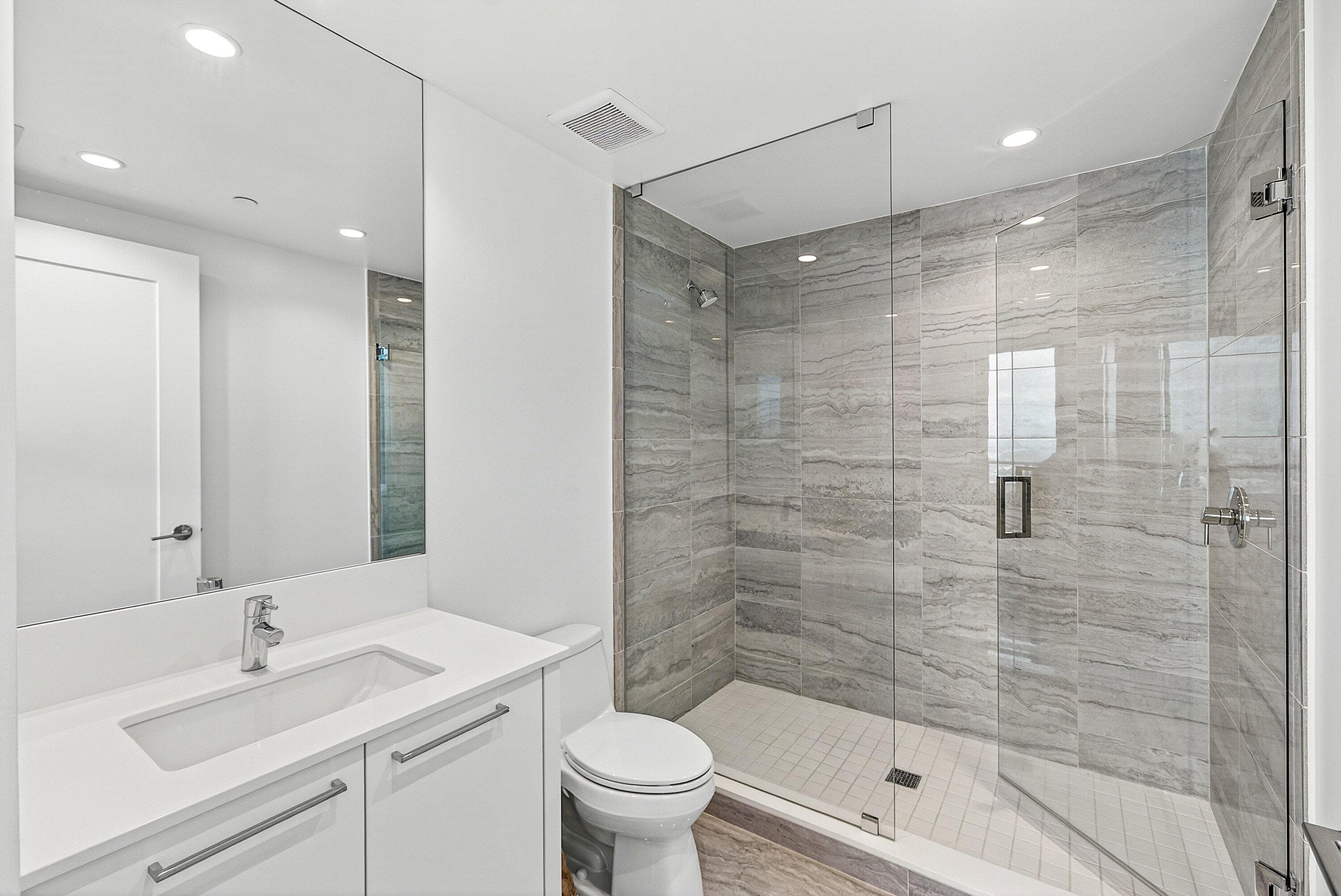 100 E Las Olas Boulevard 4301, Fort Lauderdale, FL 33301 30