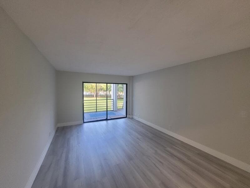 5917 Via Vermilya 206, Lake Worth, FL 33462 43
