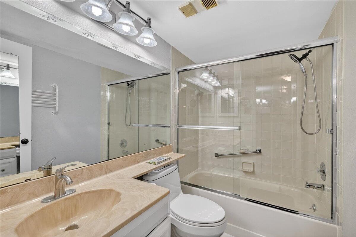 7633 Tahiti Lane 101, Lake Worth, FL 33467 25