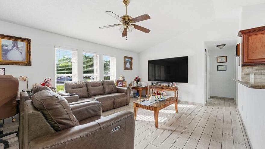 2301 SW Barber Lane, Port St. Lucie, FL 34984 17