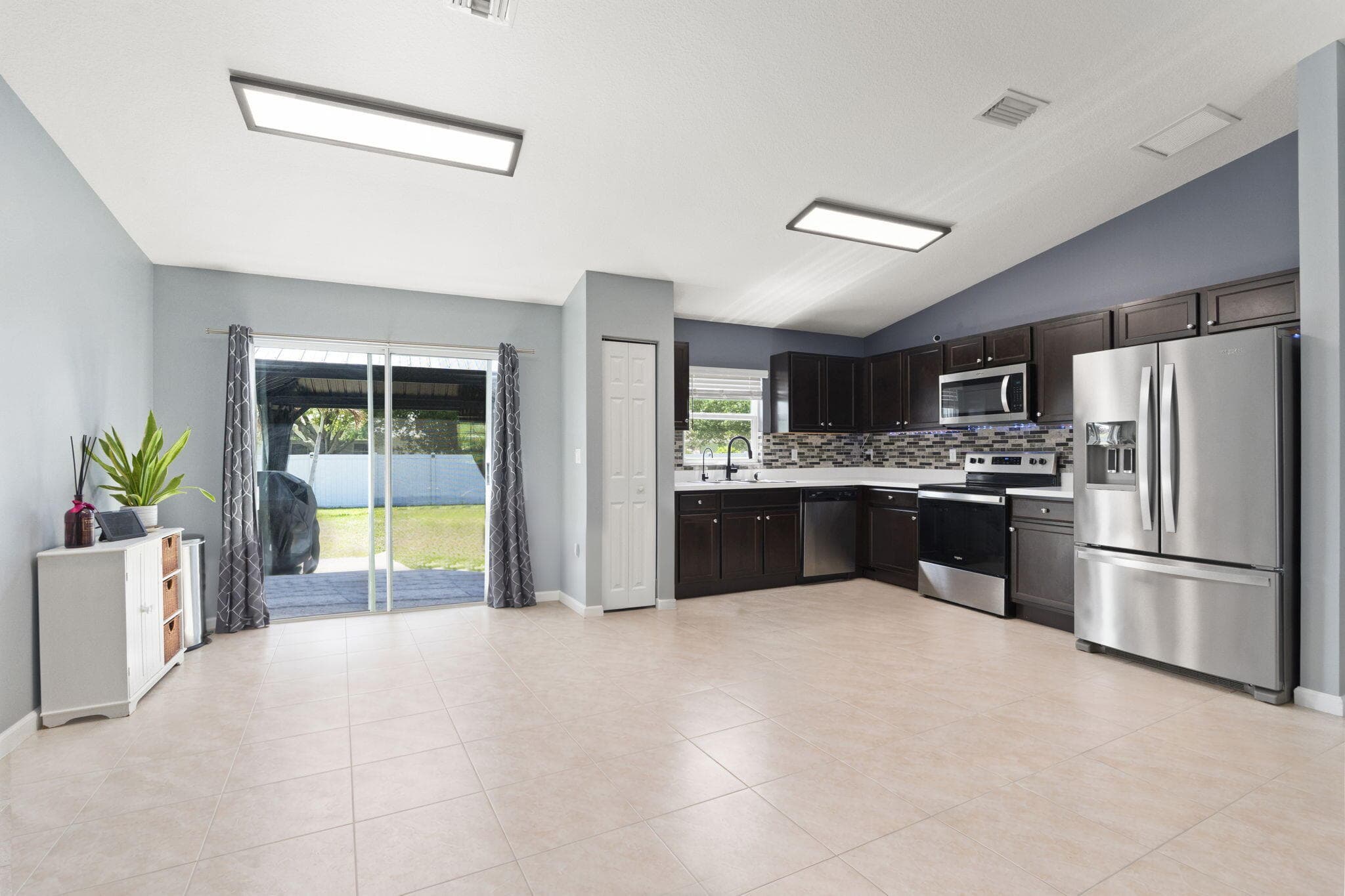 2118 SE Genoa Street, Port St. Lucie, FL 34952 10