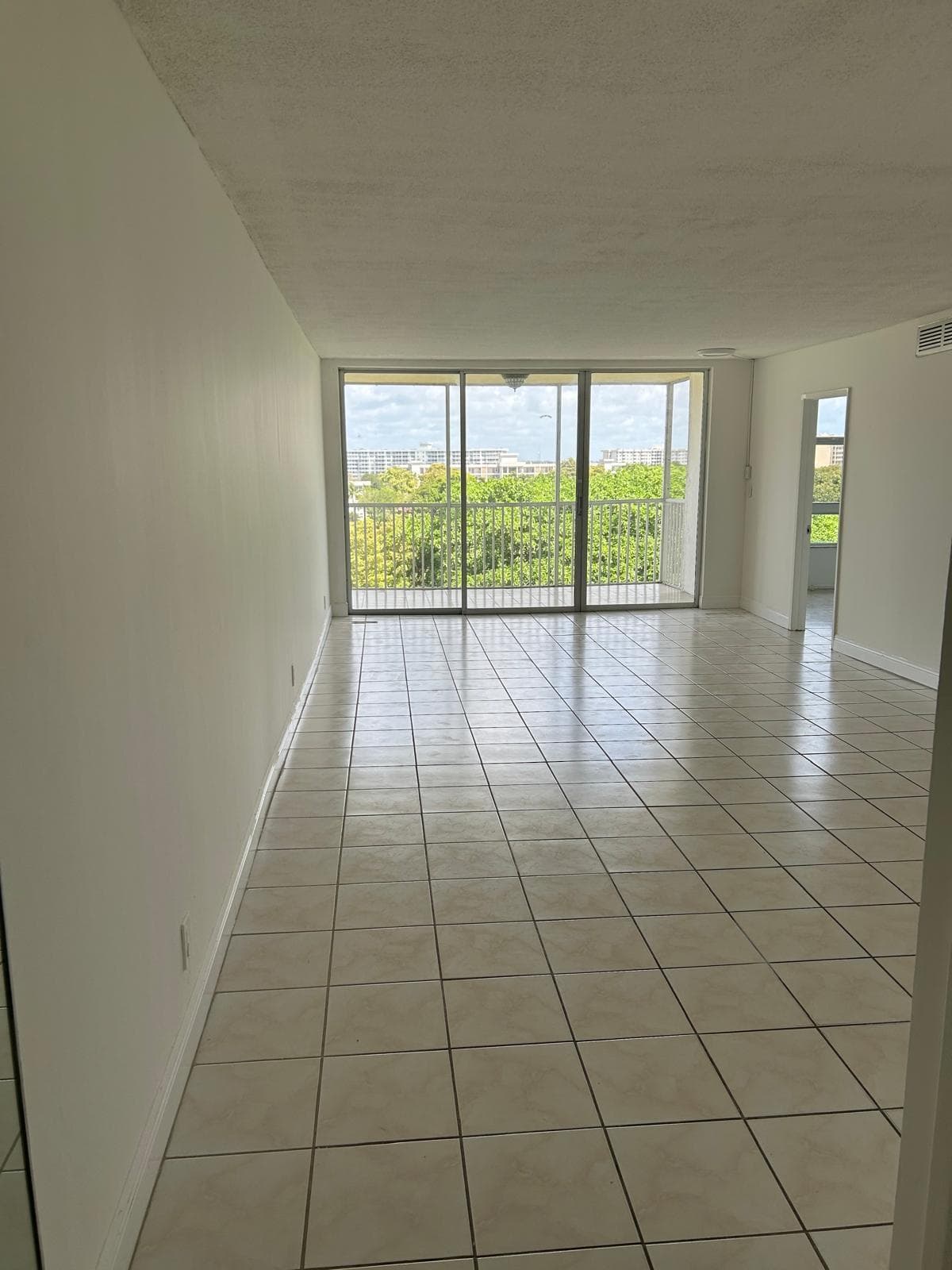 2661 S Course Drive 703, Pompano Beach, FL 33069 10