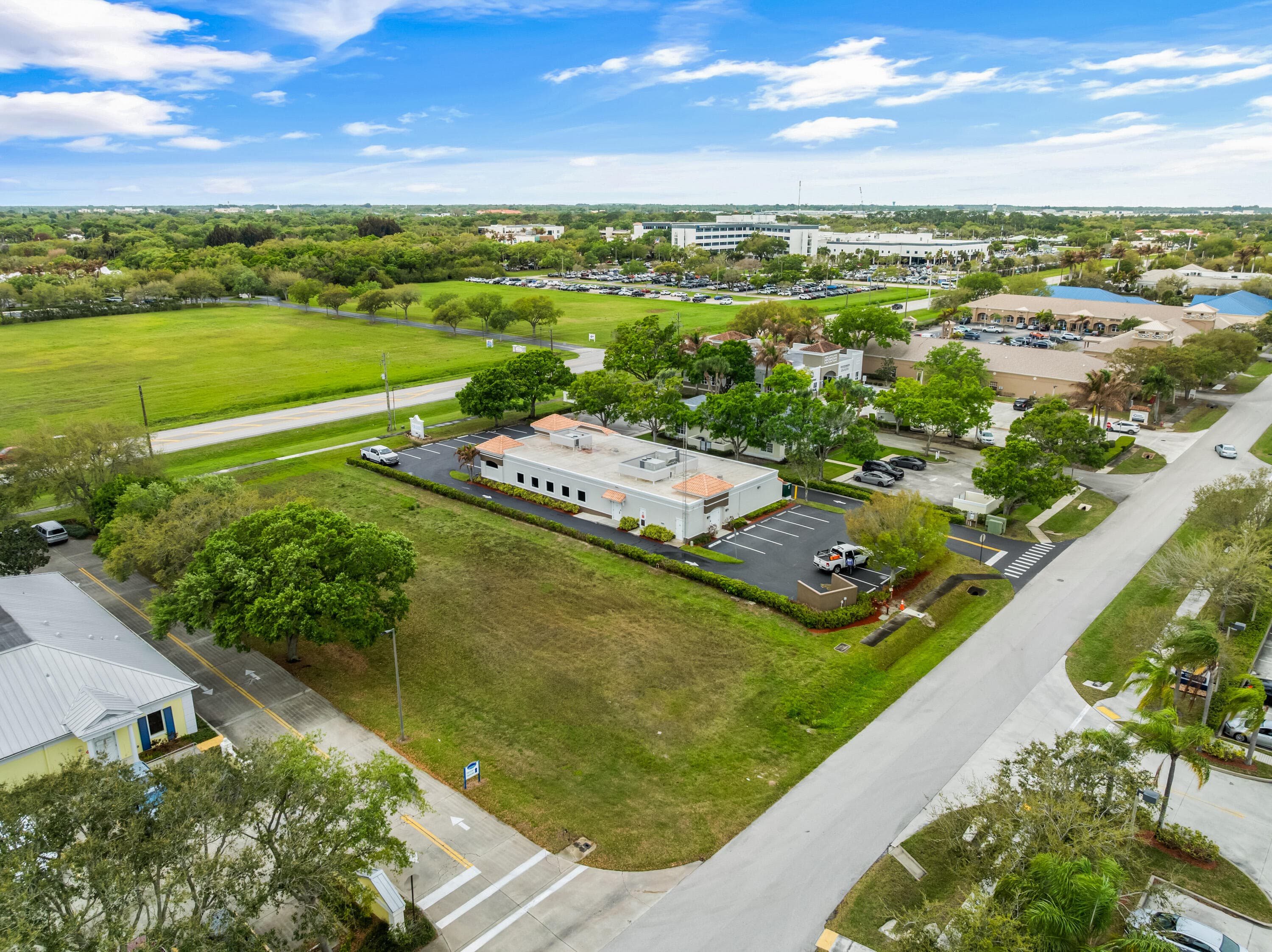 845 37th Place, Vero Beach, FL 32960 4