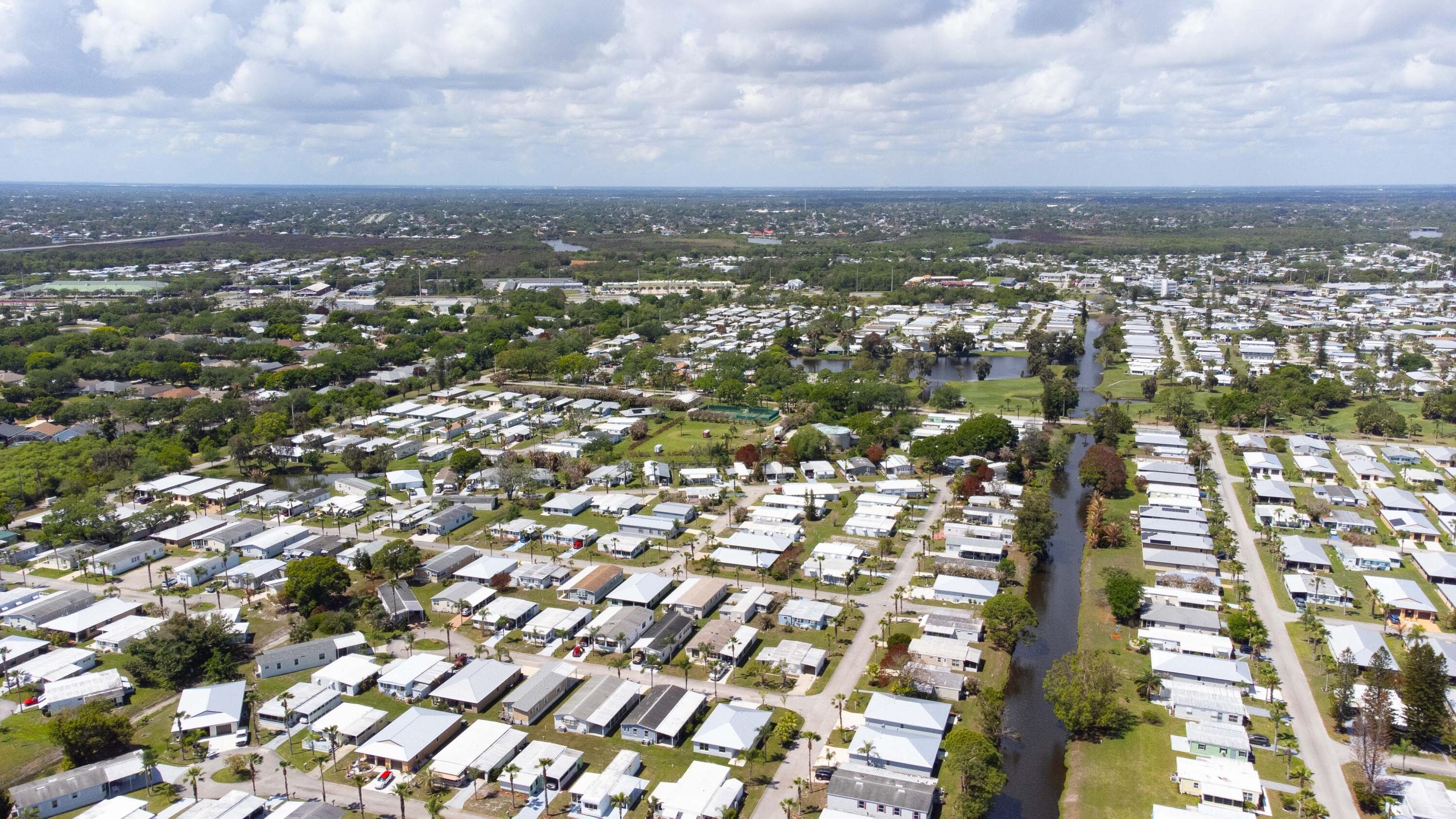 67 El Camino Real, Port St. Lucie, FL 34952 32