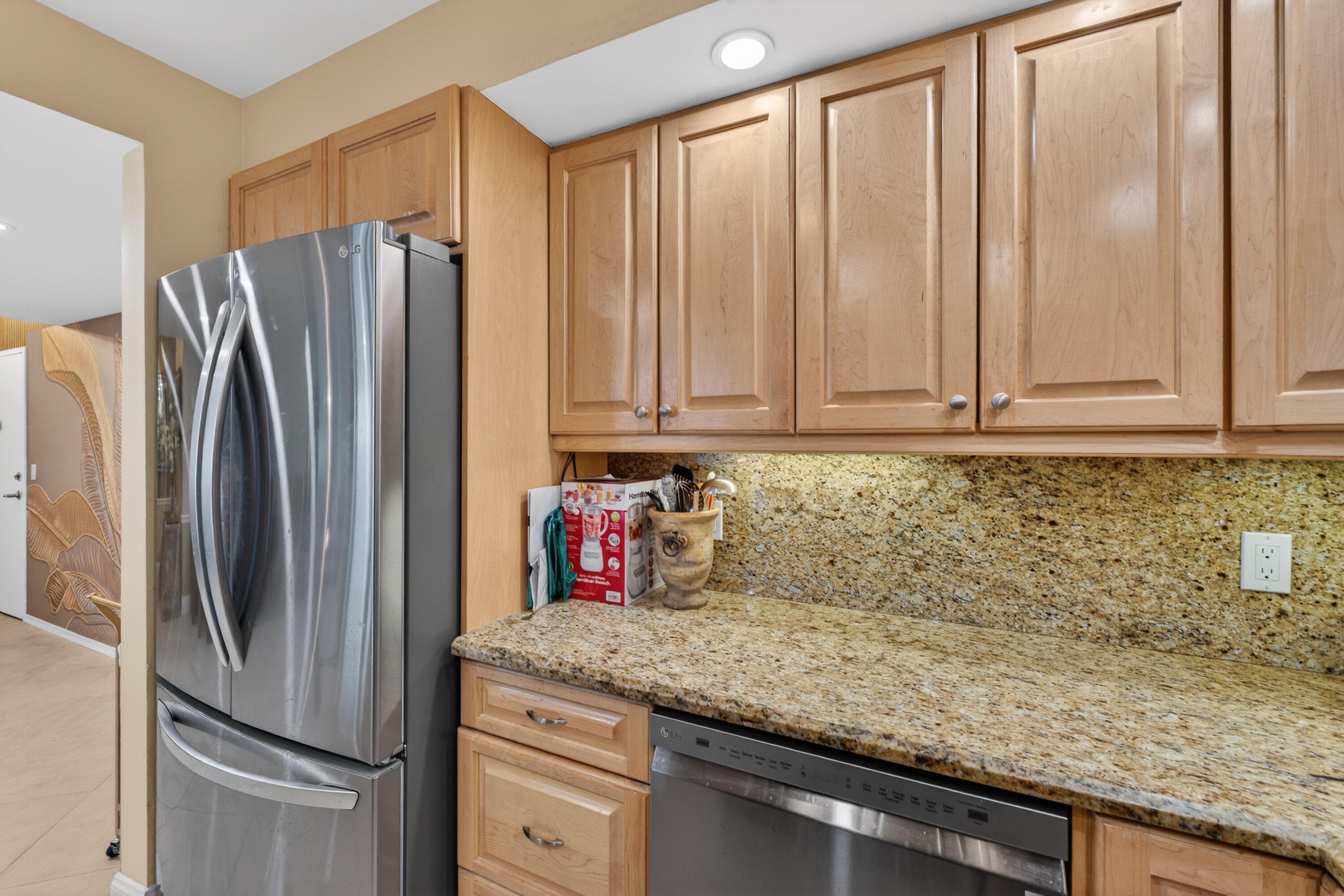 336 Golfview Road 704, North Palm Beach, FL 33408 10