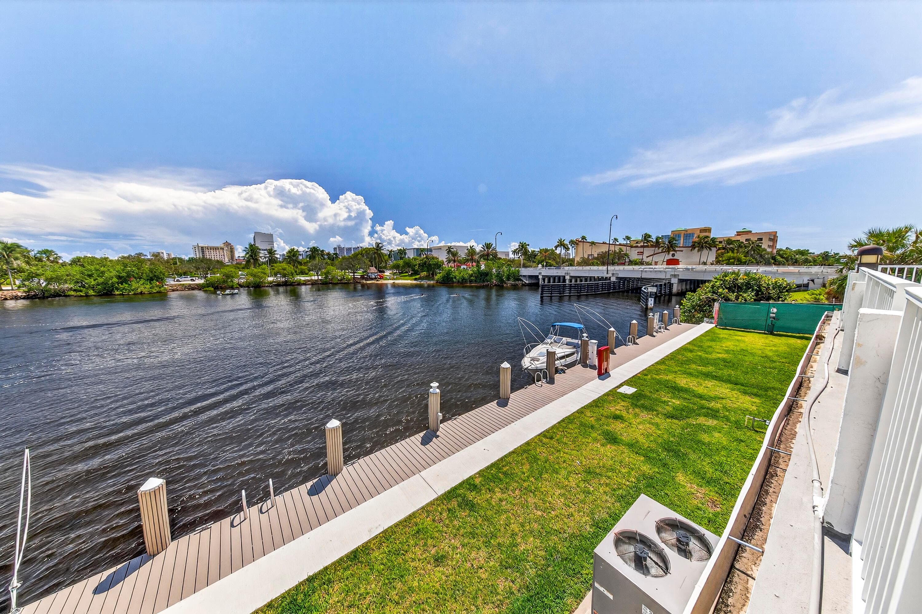 1170 N Federal Highway 411, Fort Lauderdale, FL 33304 26