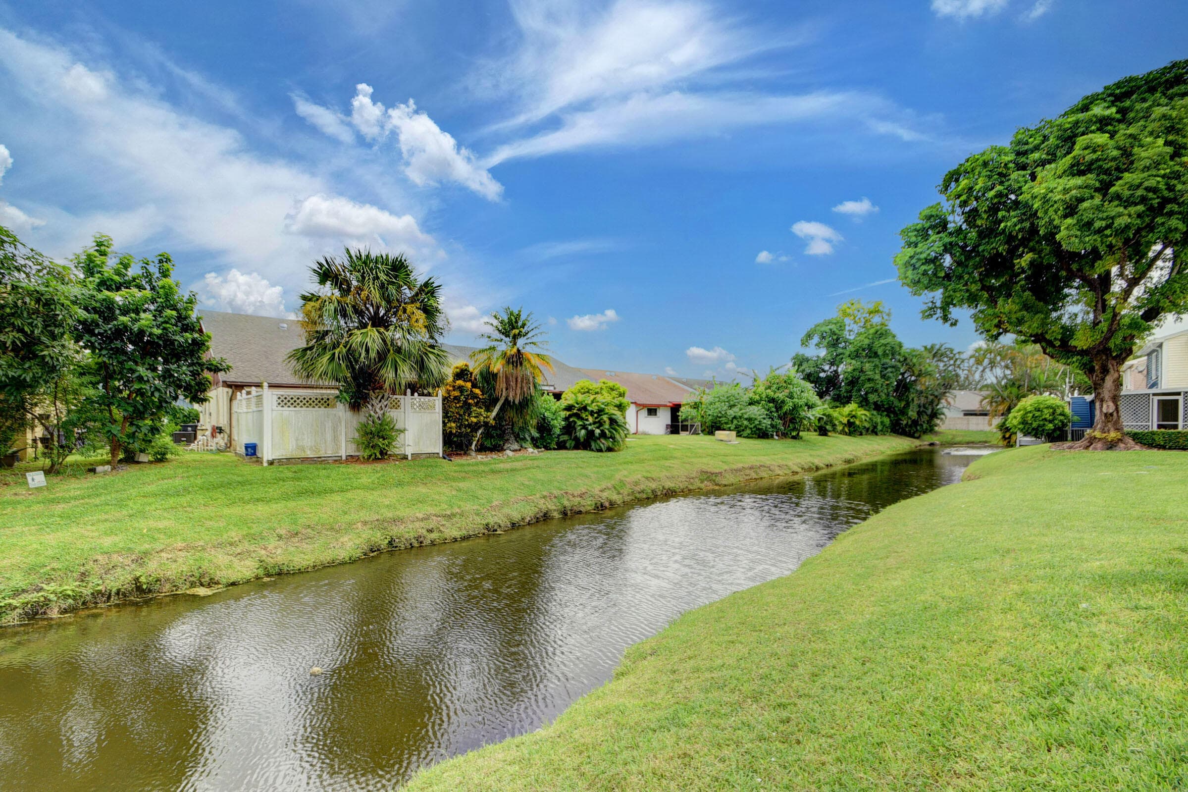 11862 E Brier Patch Ct Court, Wellington, FL 33414 35