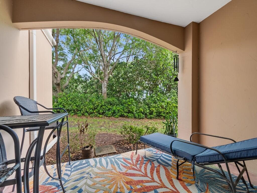 5095 Fairways Circle 102, Vero Beach, FL 32967 20