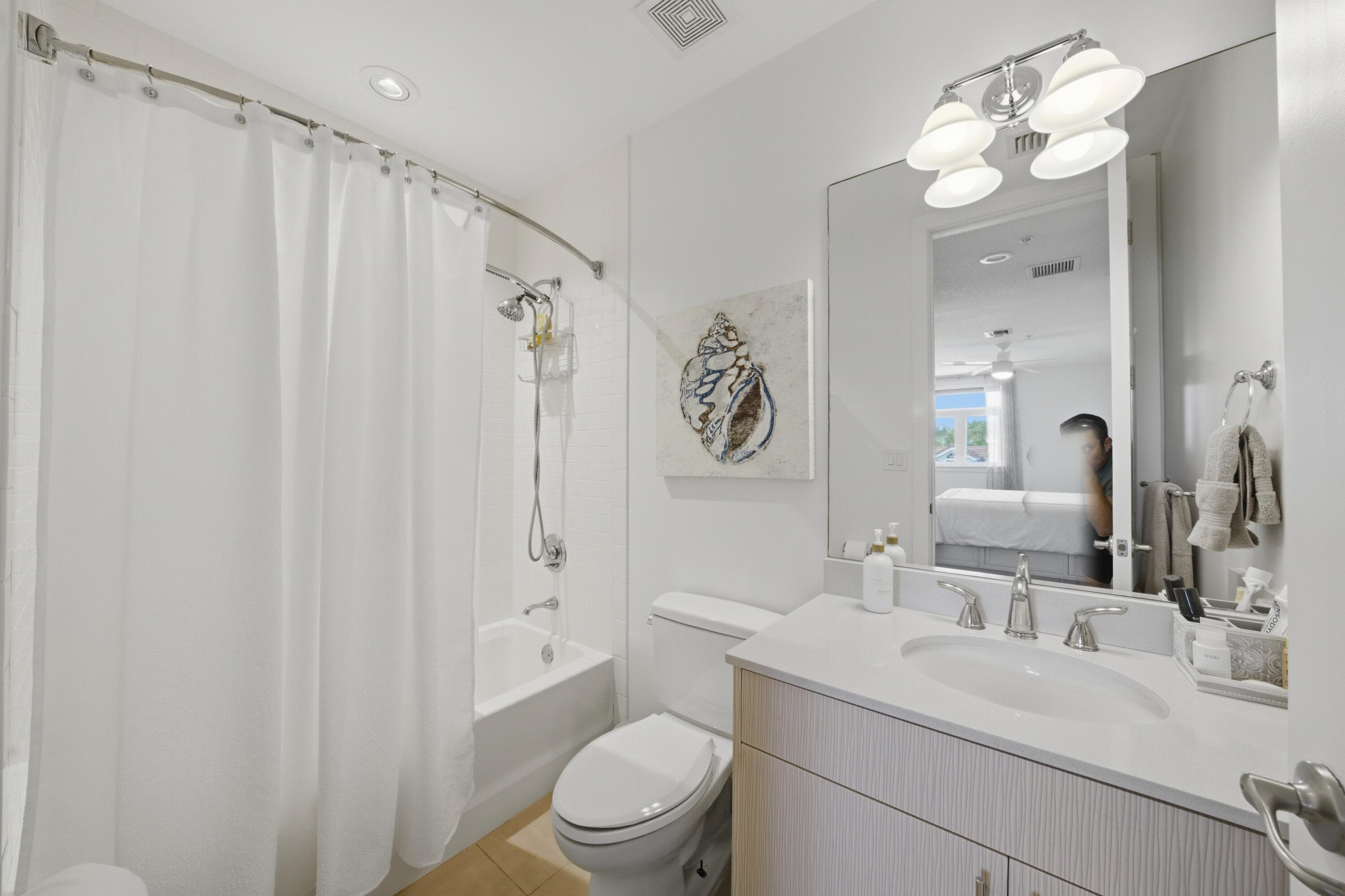 69 Isle Of Venice Drive, Fort Lauderdale, FL 33301 47