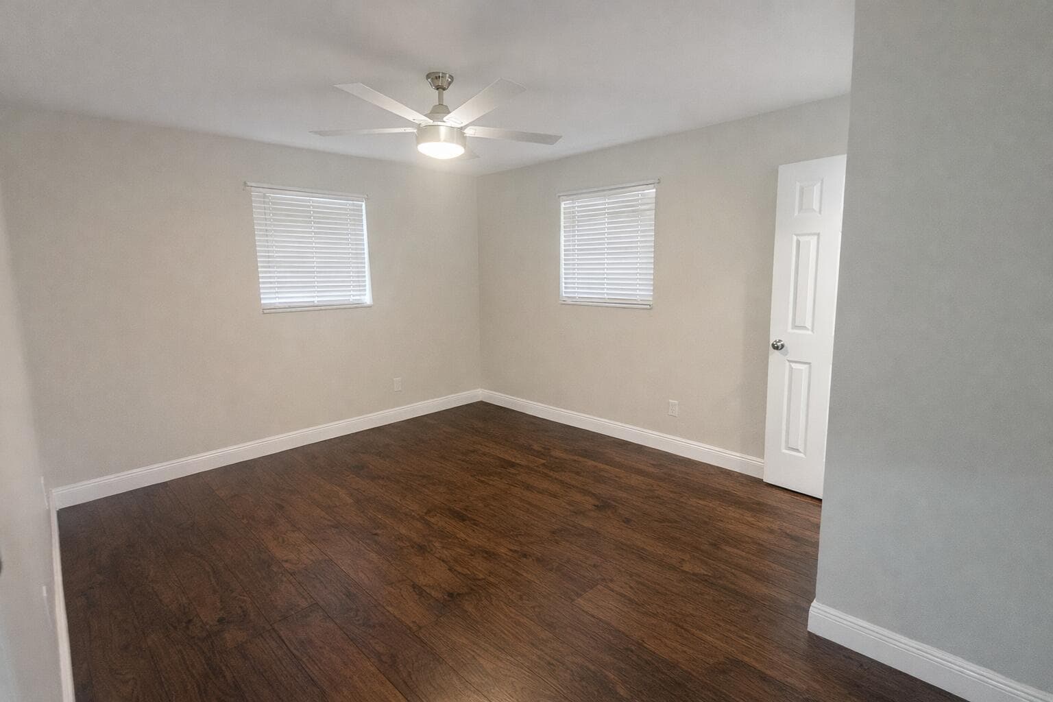 2800 SW 9th Street, Fort Lauderdale, FL 33312 5