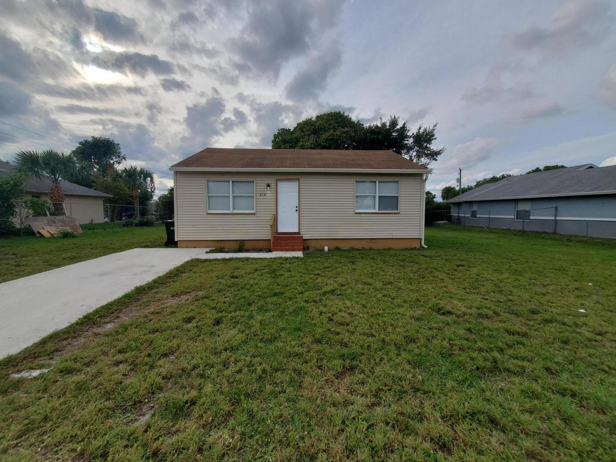 210 NW 13th Avenue, Delray Beach, FL 33444 12