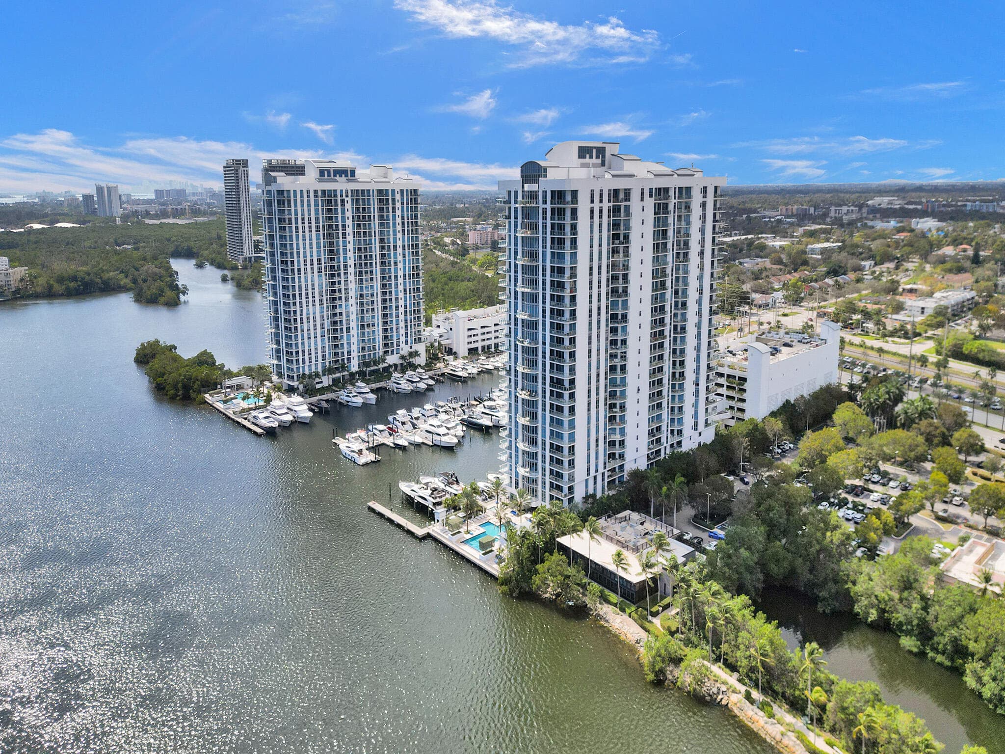 17301 Biscayne Boulevard, North Miami Beach, FL 33160 60
