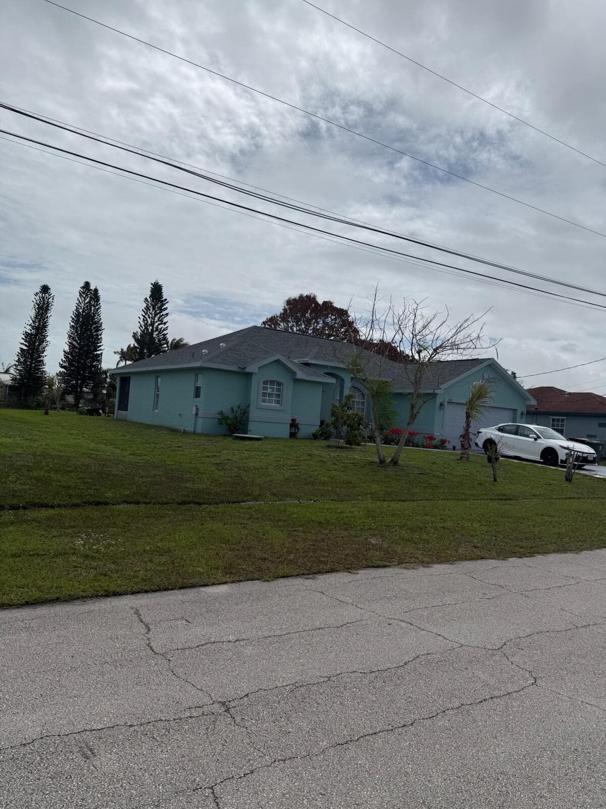 2541 SE Rock Springs Drive, Port St. Lucie, FL 34952 2