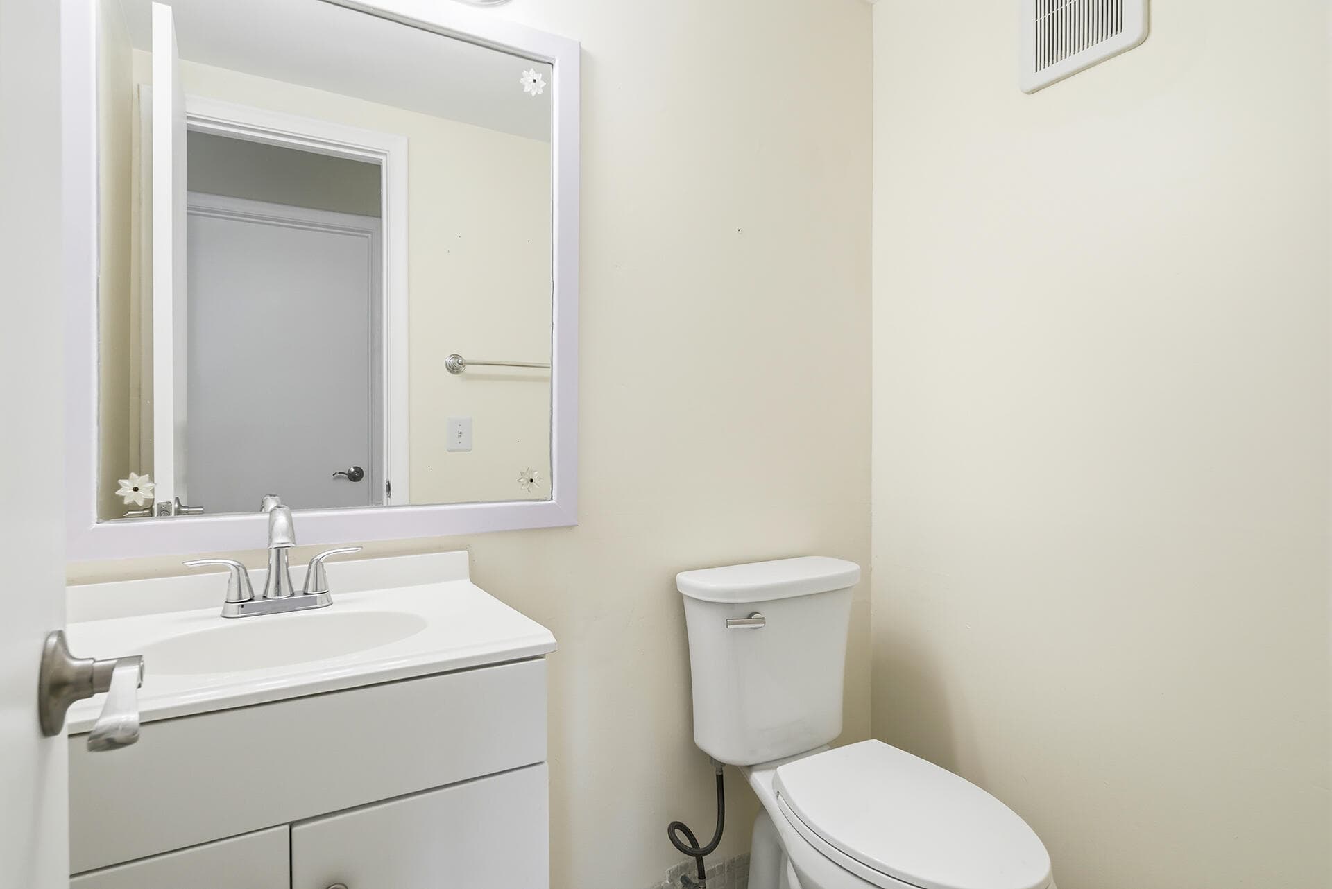 142 Norwich F, West Palm Beach, FL 33417 18