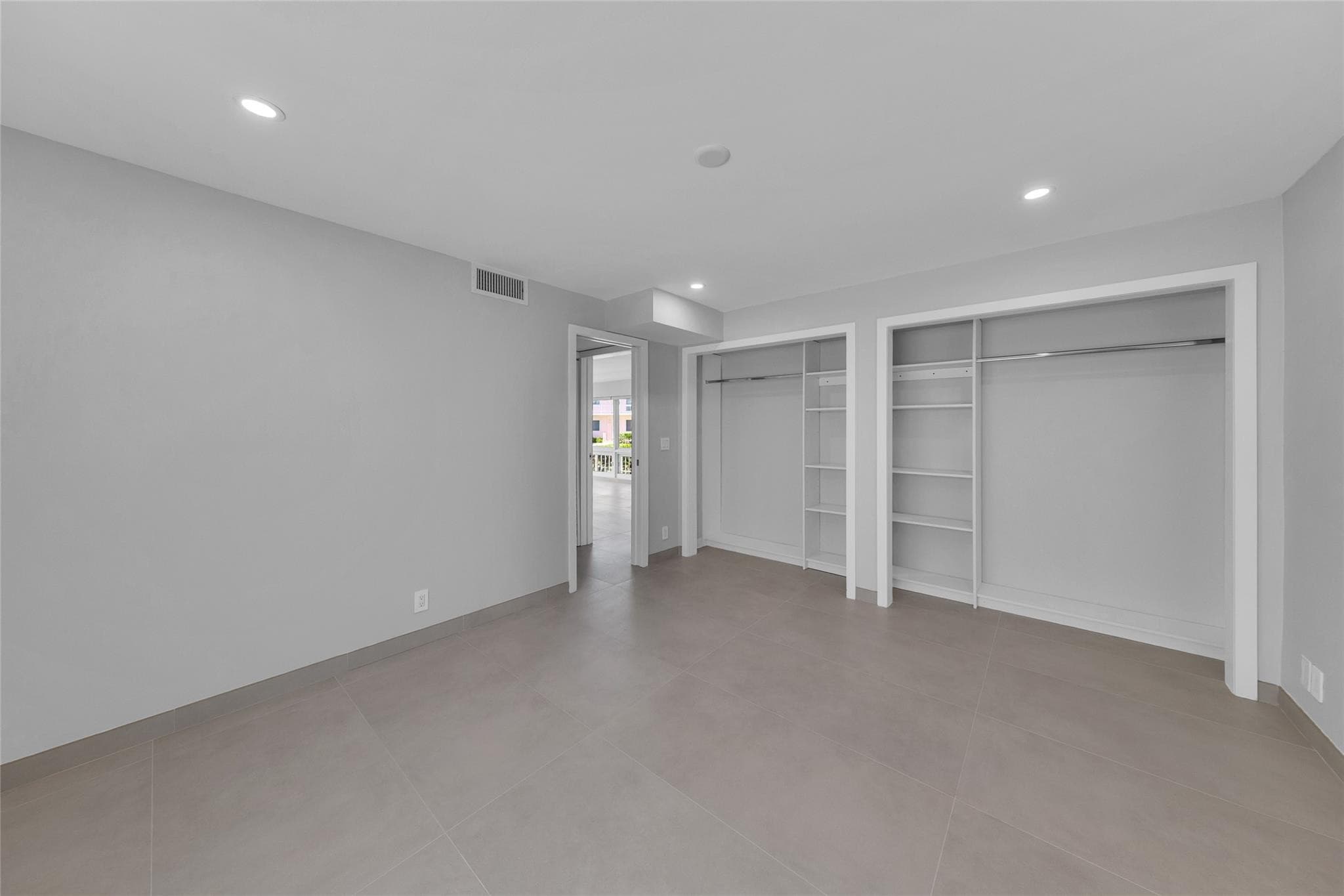 1922 S Ocean Lane 10, Fort Lauderdale, FL 33316 34
