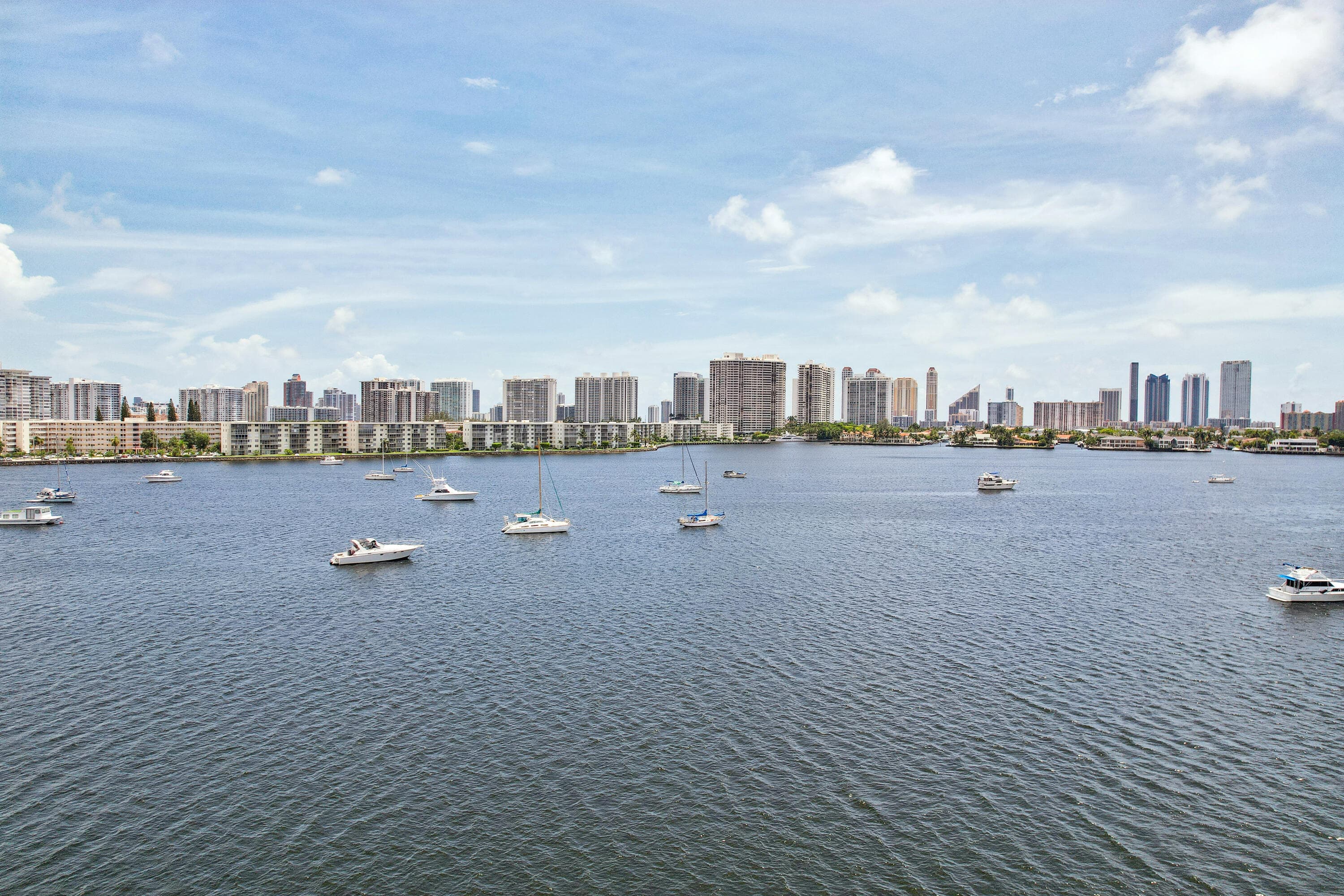 17301 Biscayne Boulevard Ph-7, North Miami Beach, FL 33160 60