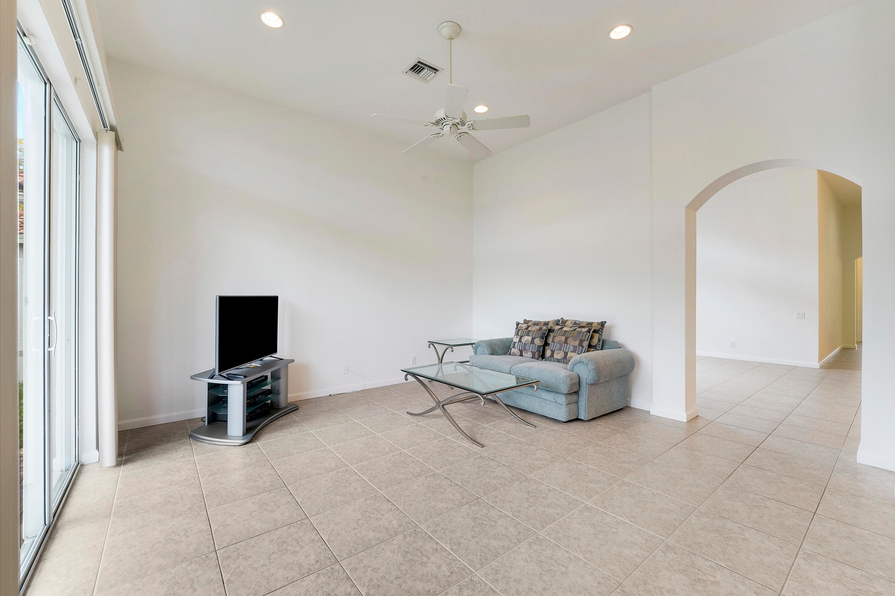 9486 Vercelli Street, Lake Worth, FL 33467 28