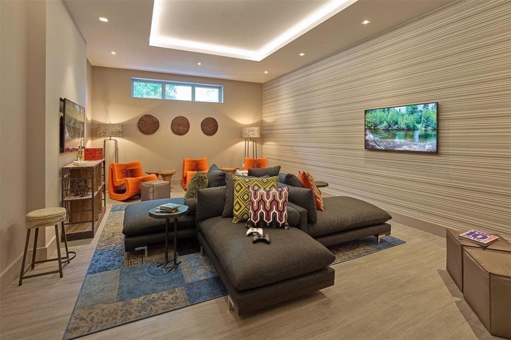 17301 Biscayne Boulevard Ph-7, North Miami Beach, FL 33160 56