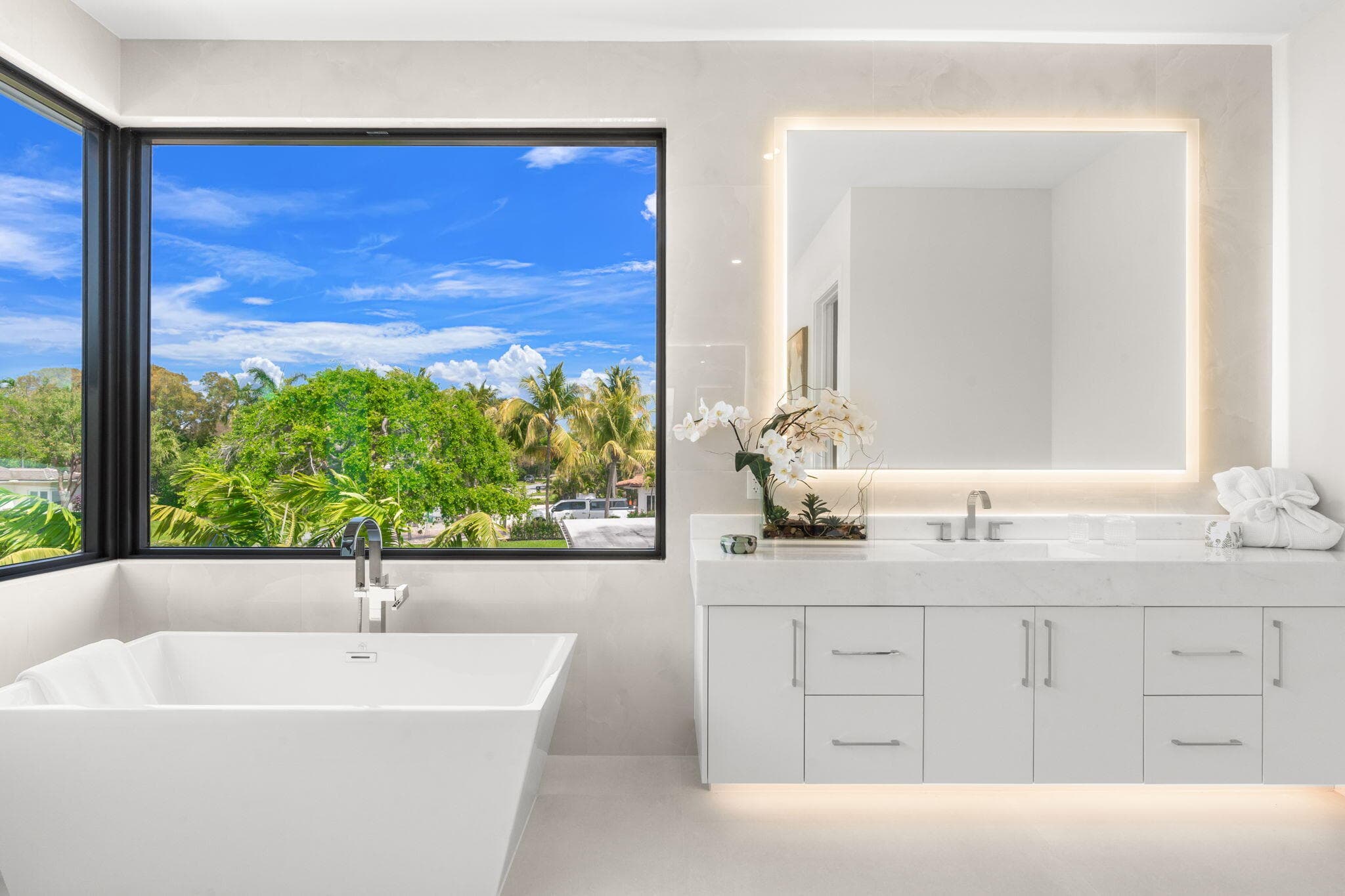 2406 NE 13th Court, Fort Lauderdale, FL 33304 49