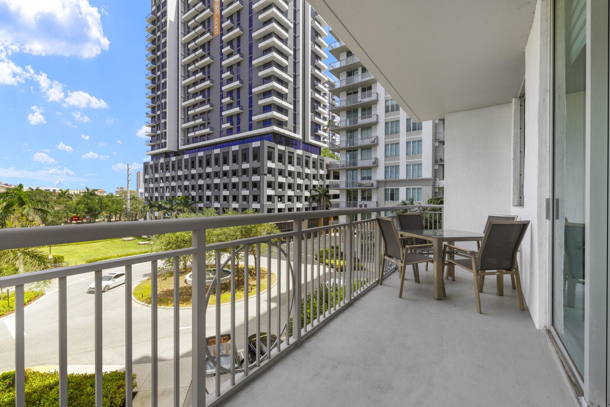 300 S Australian Avenue, West Palm Beach, FL 33401 18