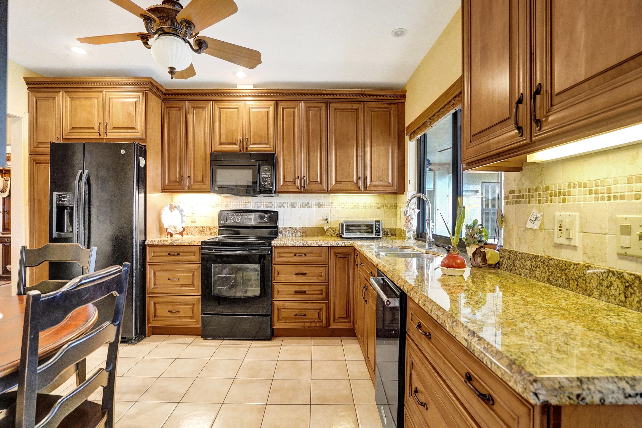 1721 SW 69th Avenue, Plantation, FL 33317 13