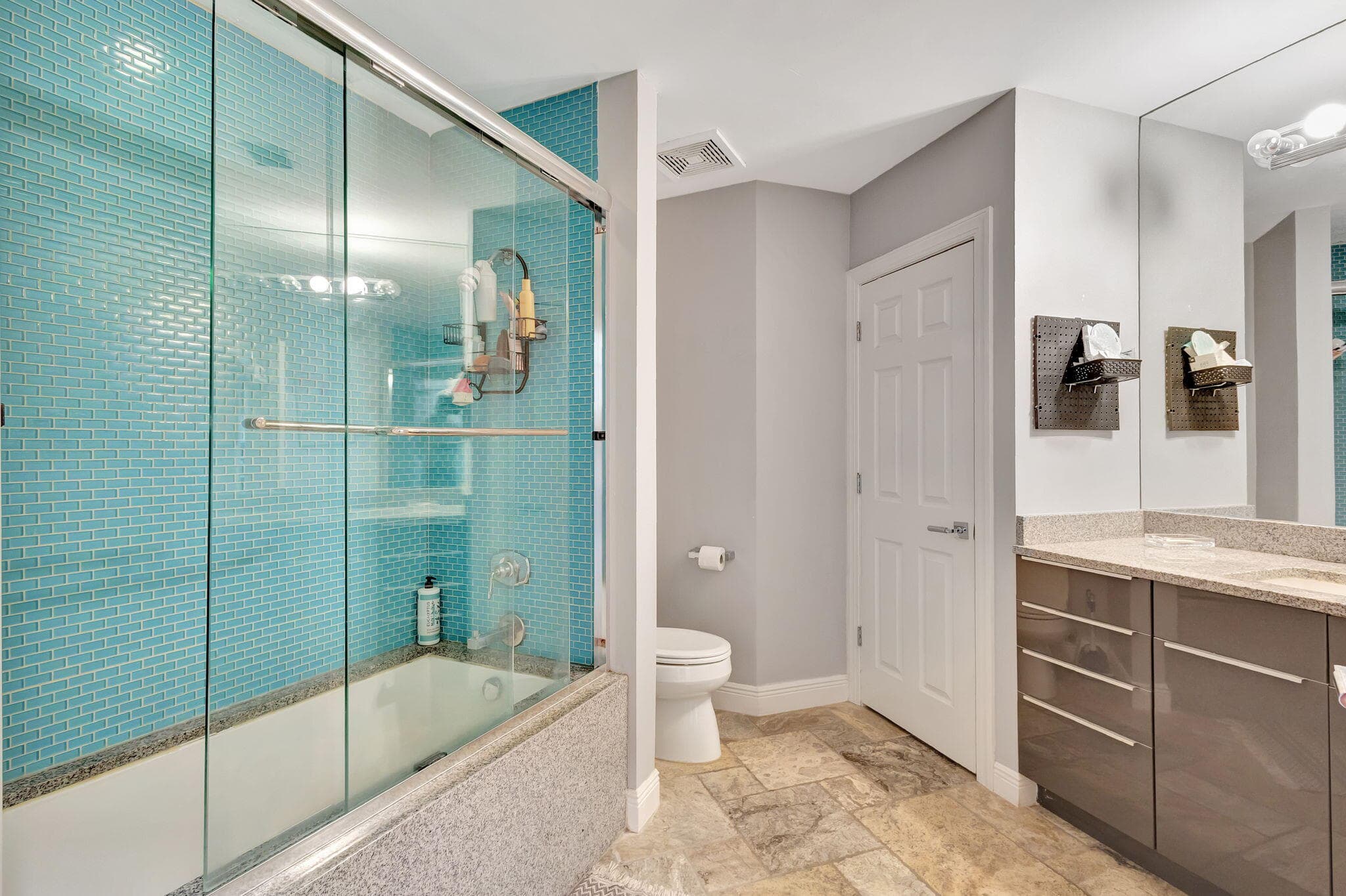 410 Evernia Street 801, West Palm Beach, FL 33401 14
