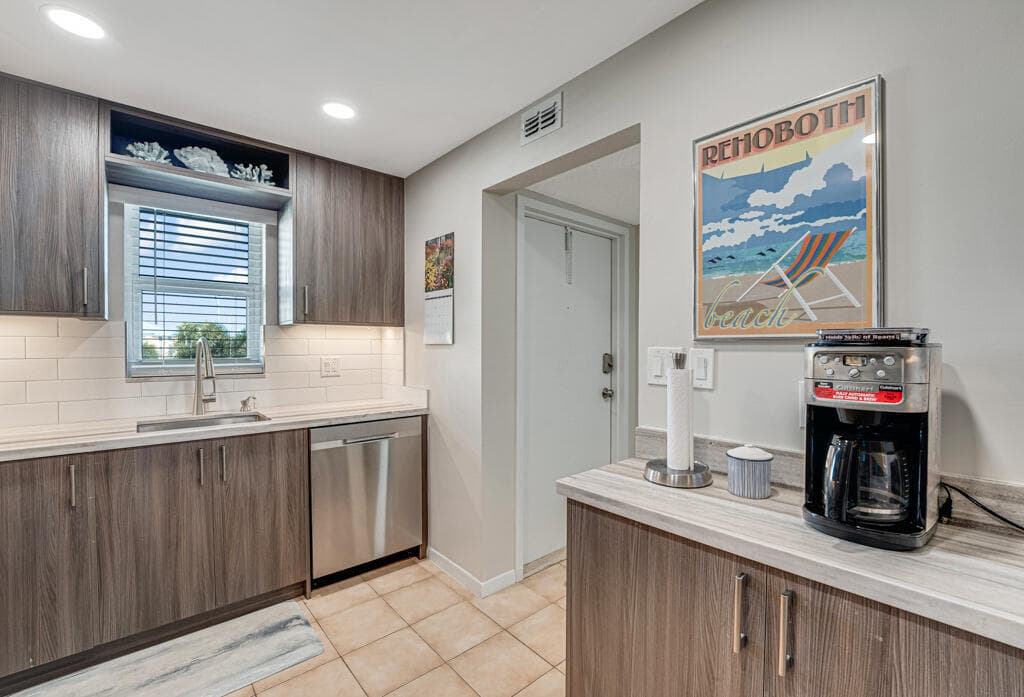 760 E Ocean Avenue 303, Boynton Beach, FL 33435 8