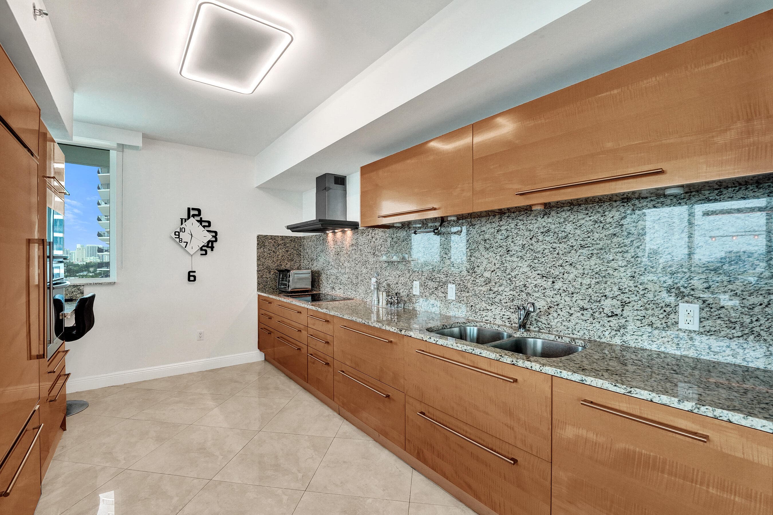 101 S Fort Lauderdale Beach Boulevard 1107, Fort Lauderdale, FL 33316 15