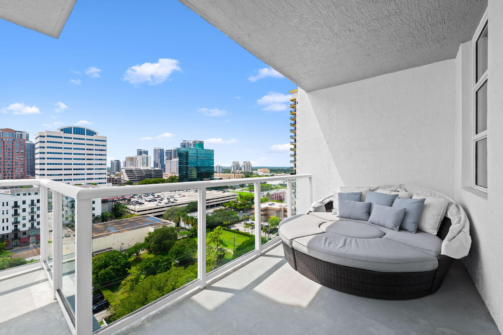 315 NE 3rd Avenue 1506, Fort Lauderdale, FL 33301 7
