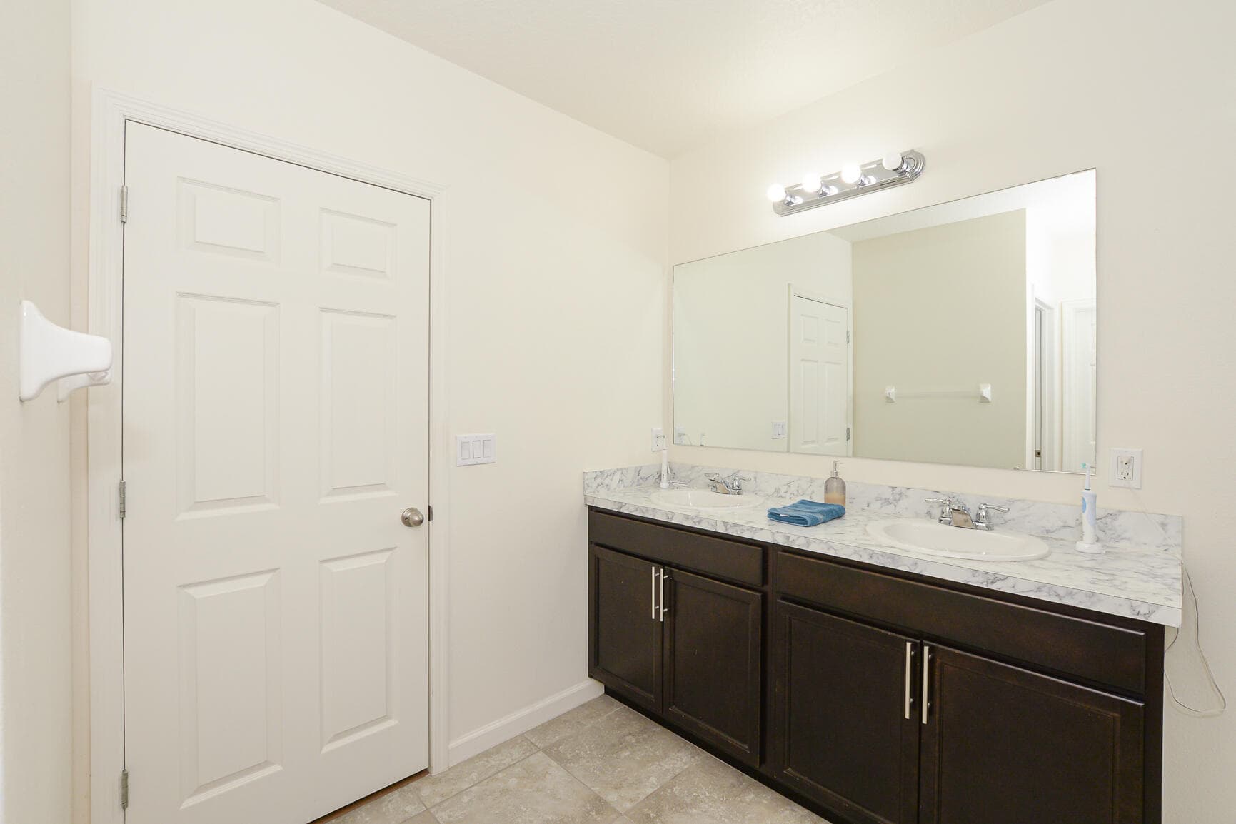 567 SW Paar Drive, Port St. Lucie, FL 34953 19