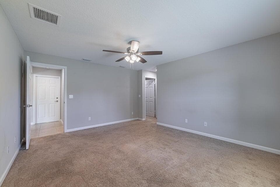 2372 SE Maslan Avenue, Port St. Lucie, FL 34952 24