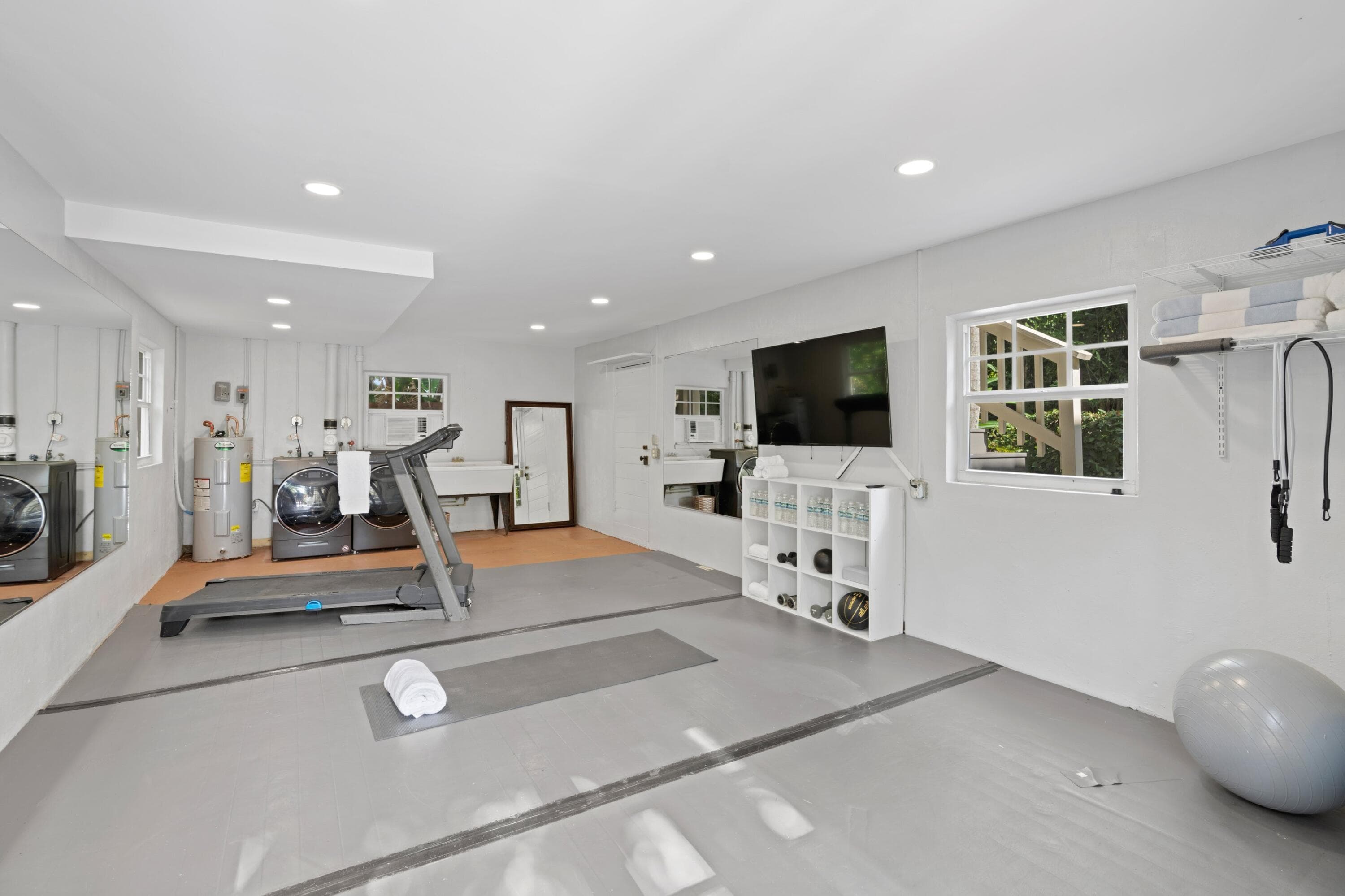 727 Claremore Drive, West Palm Beach, FL 33401 39