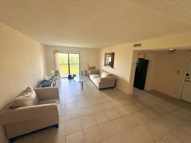 701 NW 19th Street 500, Fort Lauderdale, FL 33311 8