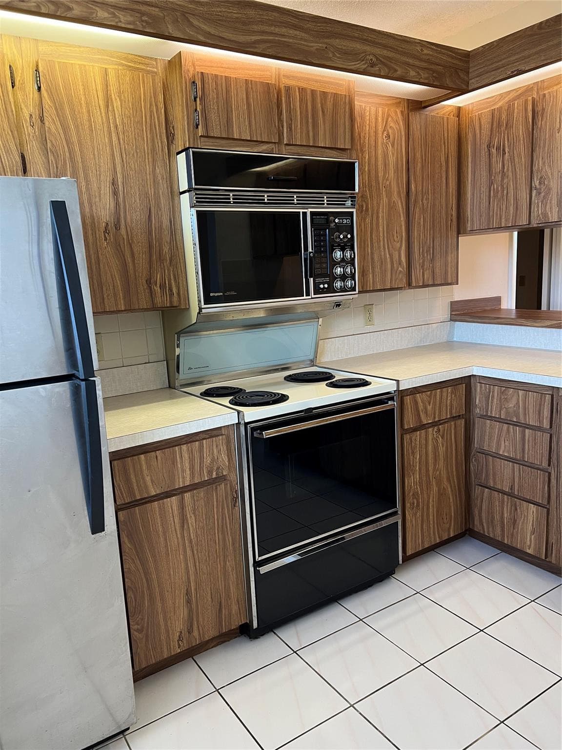 1526 Whitehall Drive 402, Davie, FL 33324 9