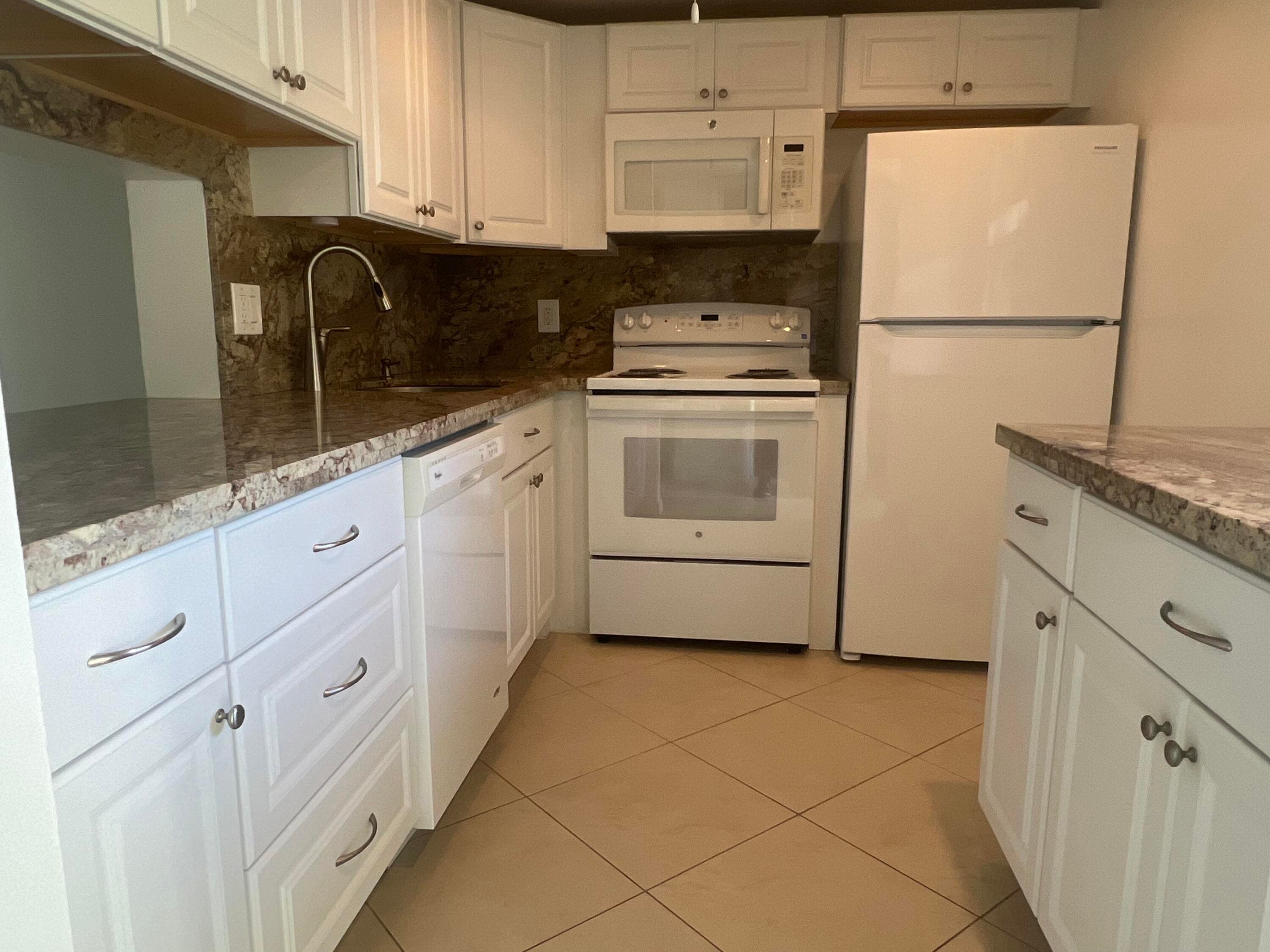 2615 NE 3rd Court 213, Boynton Beach, FL 33435 8