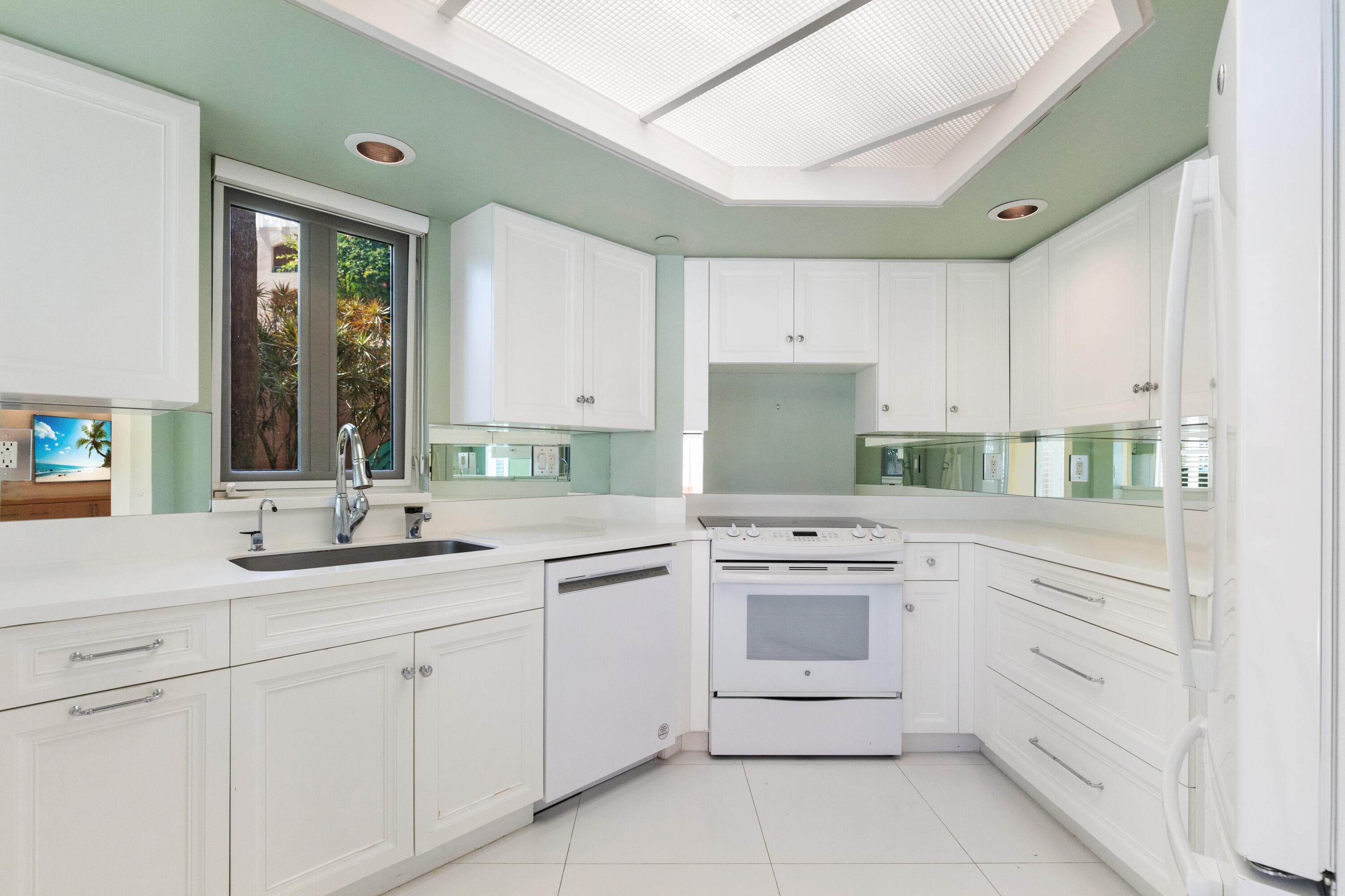 120 SE 5th Avenue Apt 128, Boca Raton, FL 33432 14
