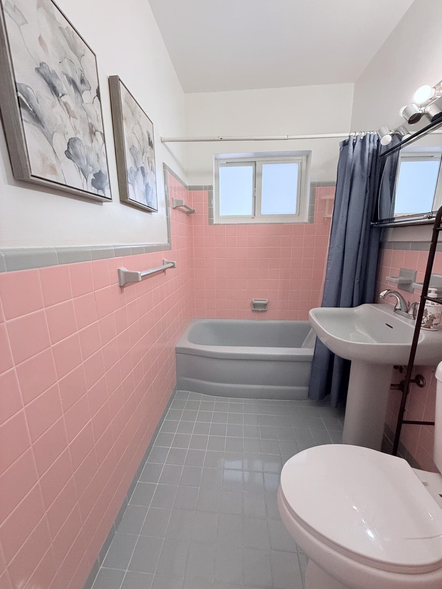 957 W 67th Street, Hialeah, FL 33012 14