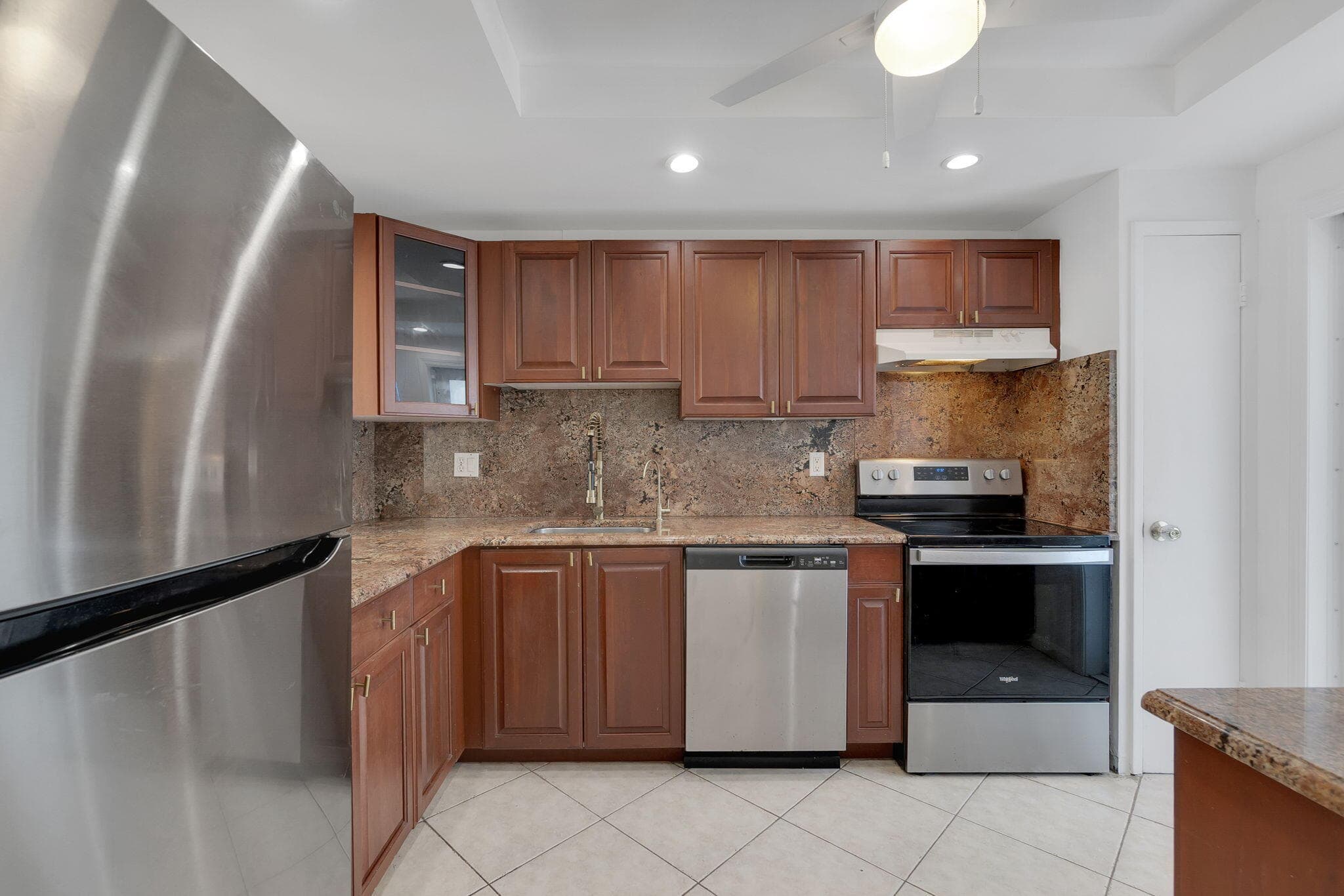 750 N Ocean Boulevard Apt 1904, Pompano Beach, FL 33062 12